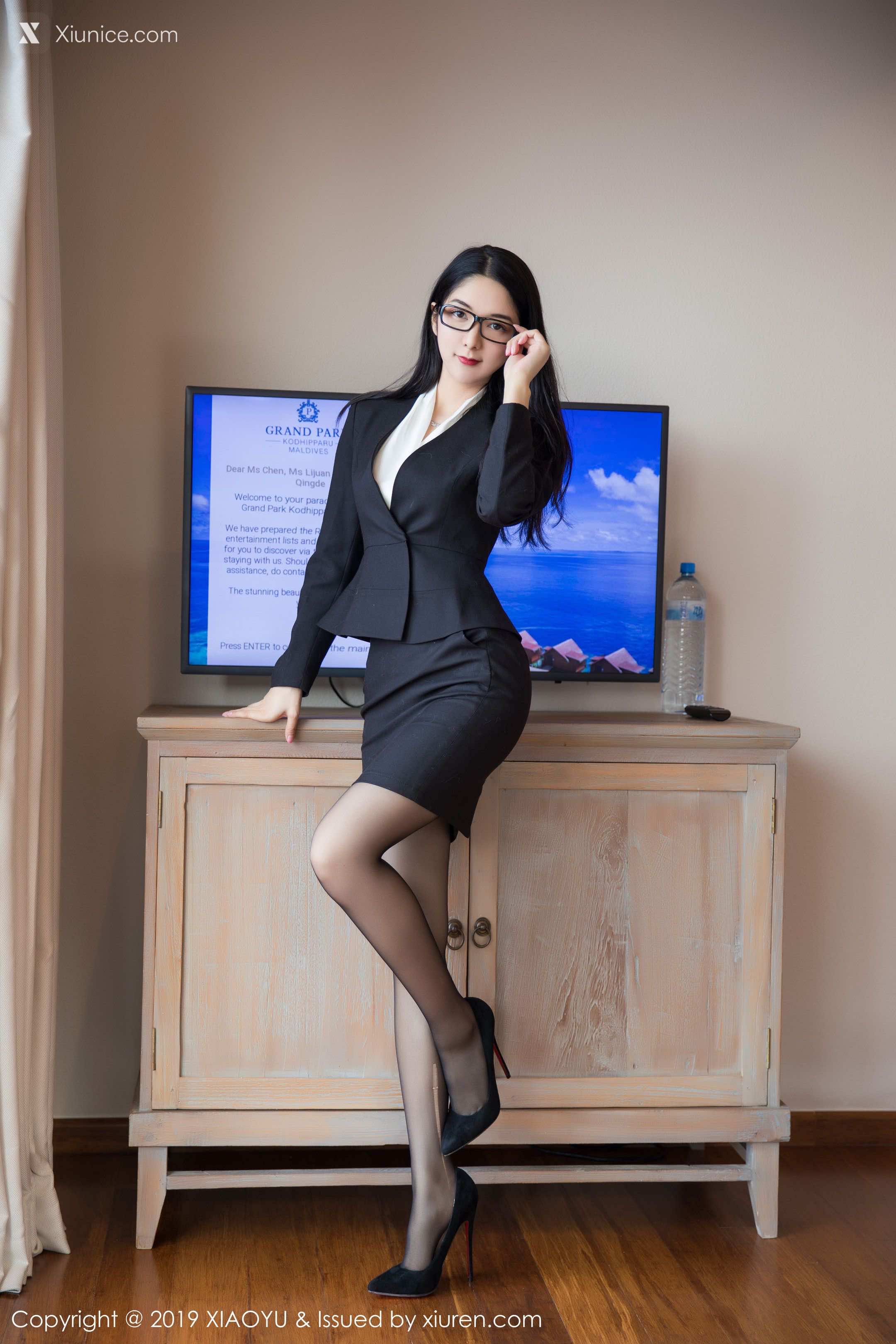 XiaoYu语画界 Vol.0098 Angela喜欢猫 第1张