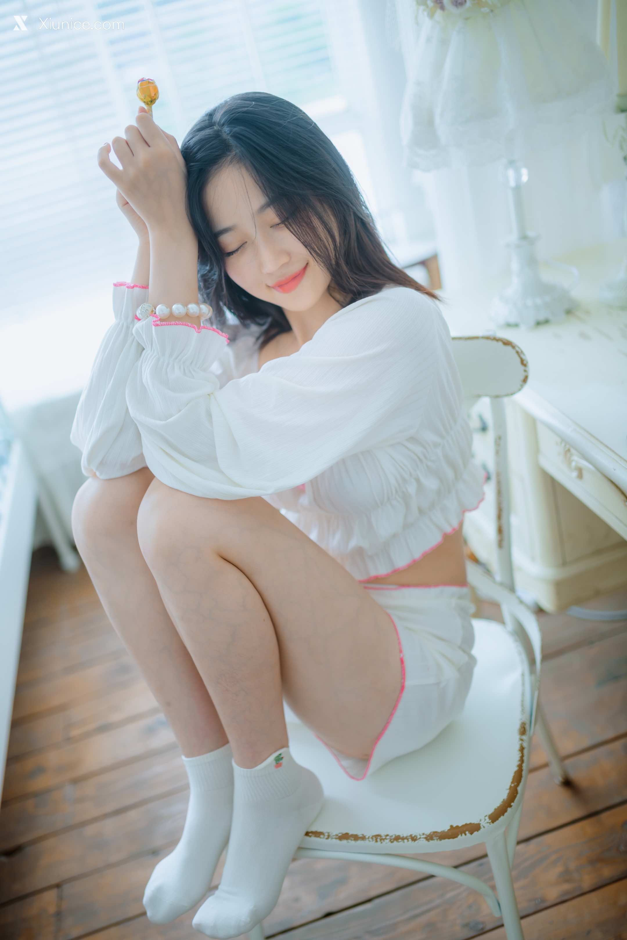 Coser@年年Nnian – 爱吃棒棒糖的少女 第5张