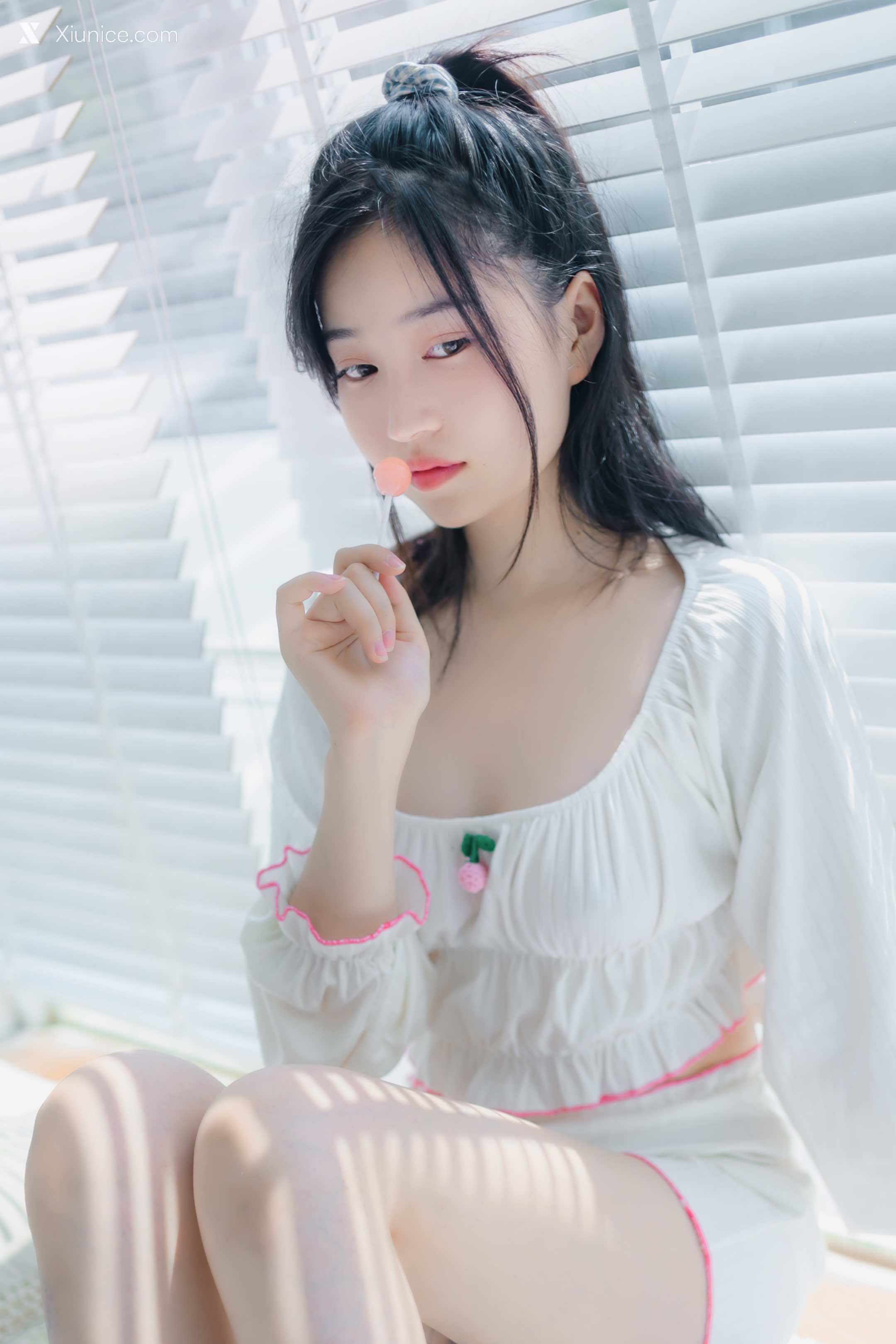 Coser@年年Nnian – 爱吃棒棒糖的少女 第20张
