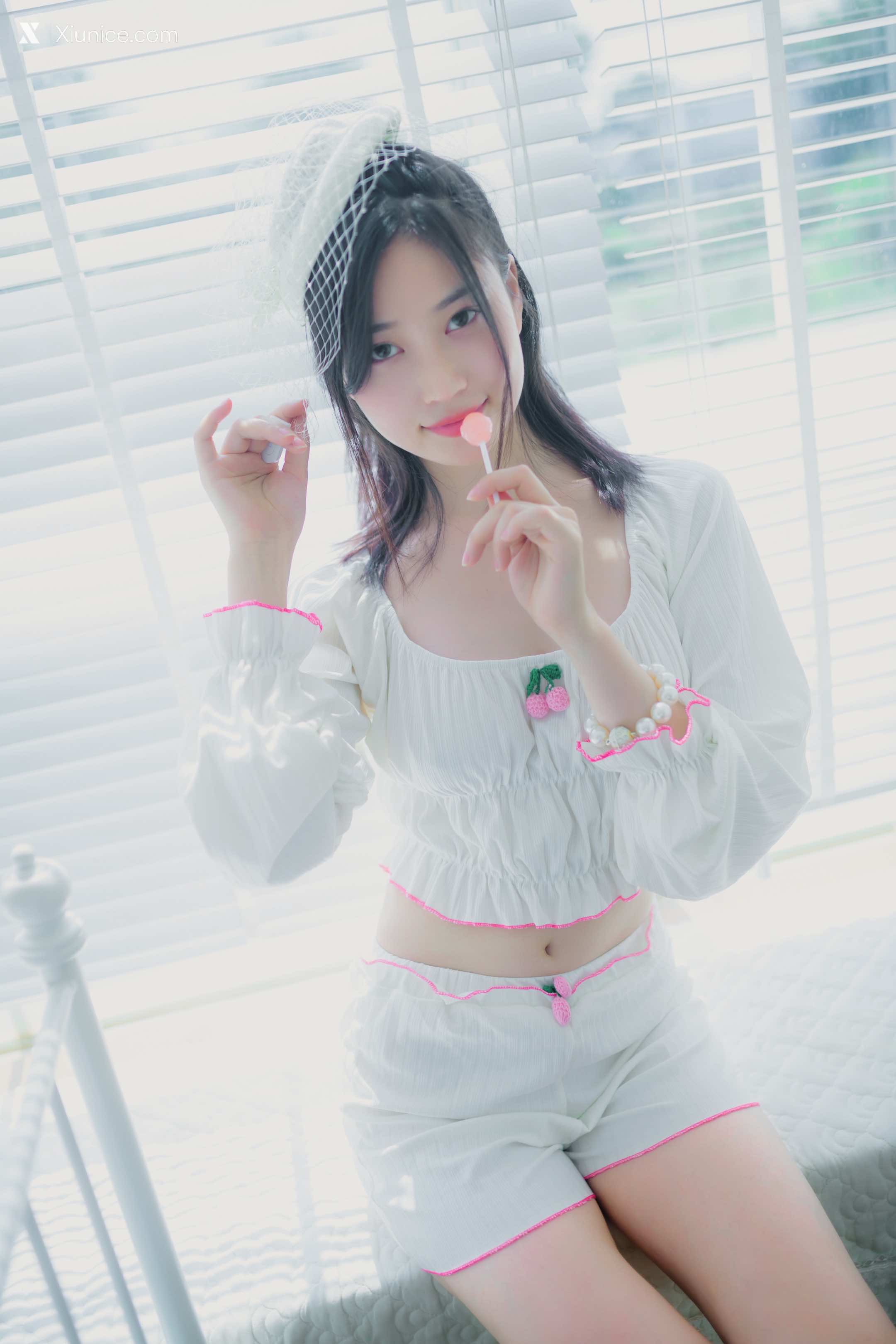 Coser@年年Nnian – 爱吃棒棒糖的少女 第9张