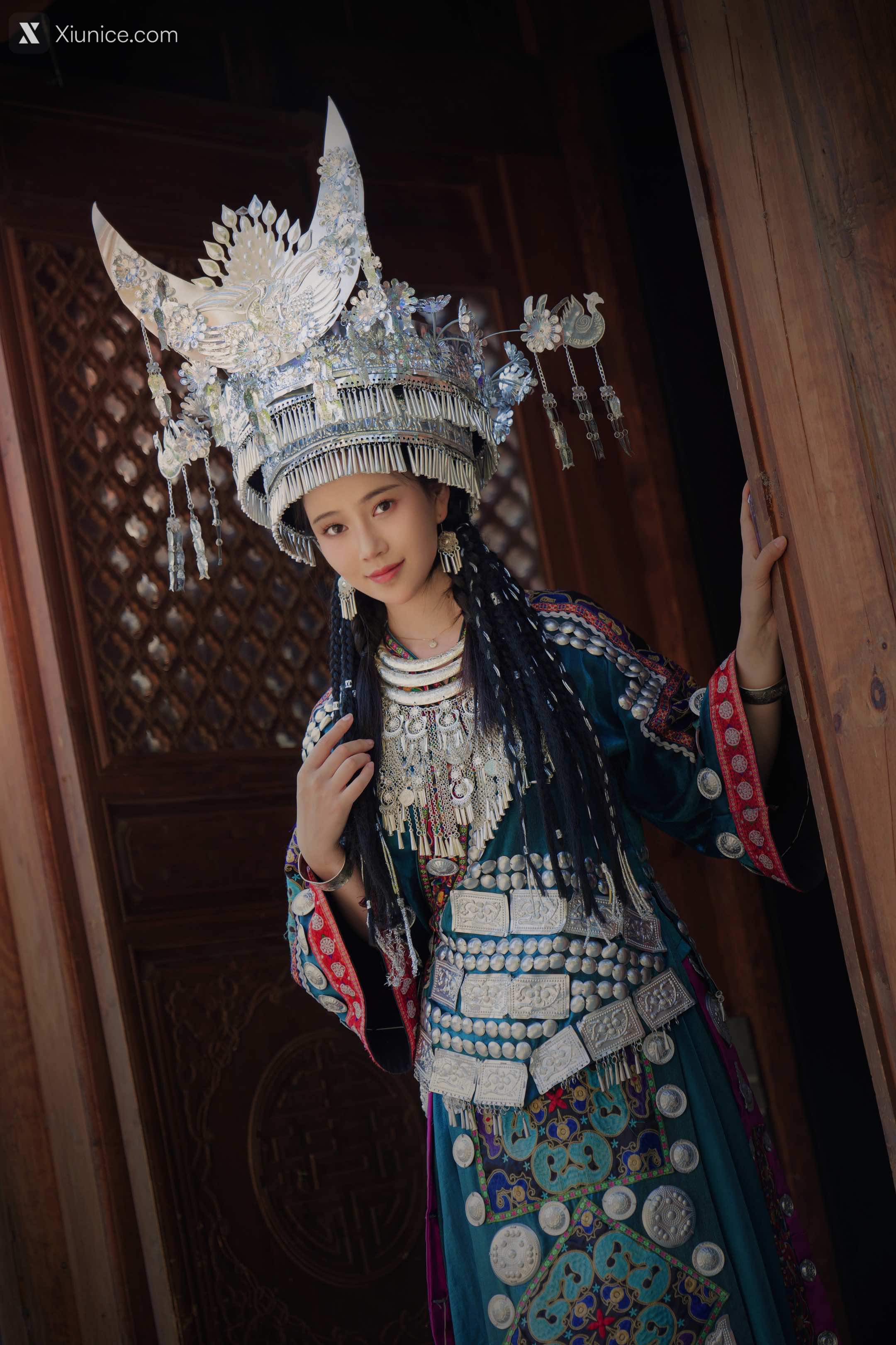 Coser@年年Nnian – 苗疆女孩 第47张