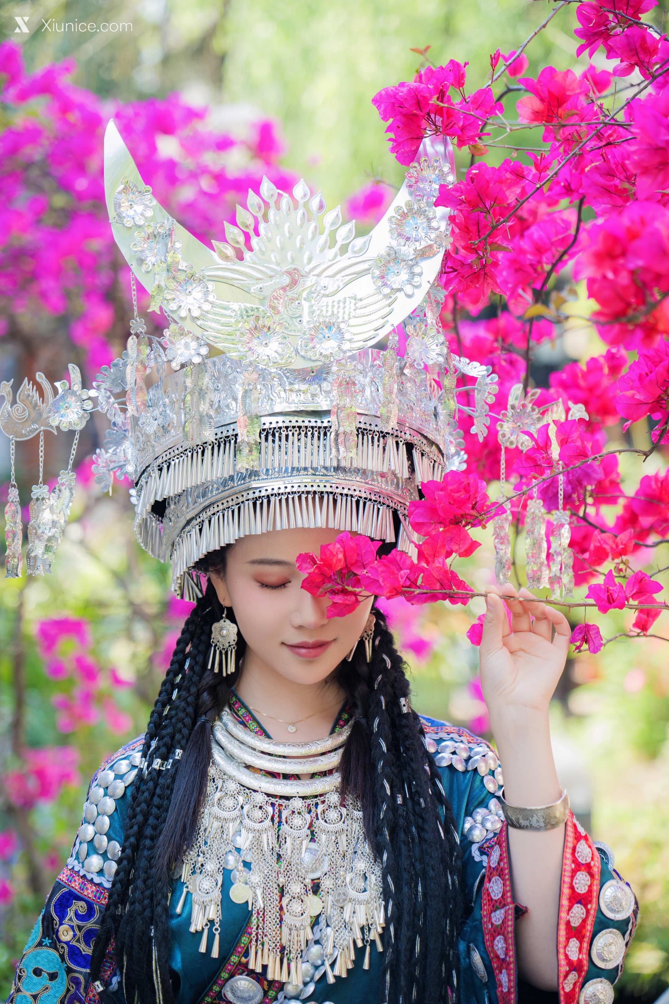 Coser@年年Nnian – 苗疆女孩 第6张