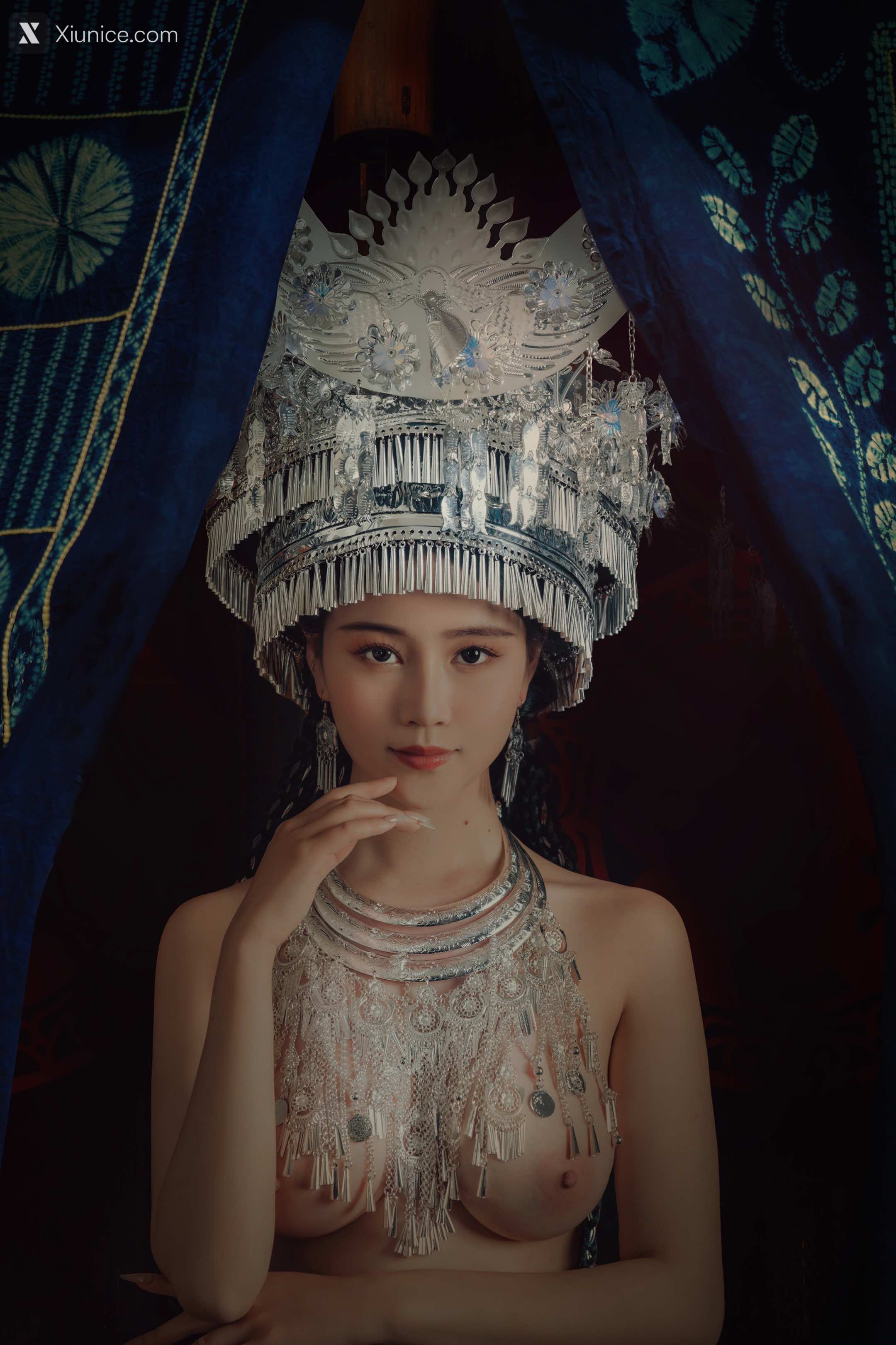 Coser@年年Nnian – 苗疆女孩 第17张