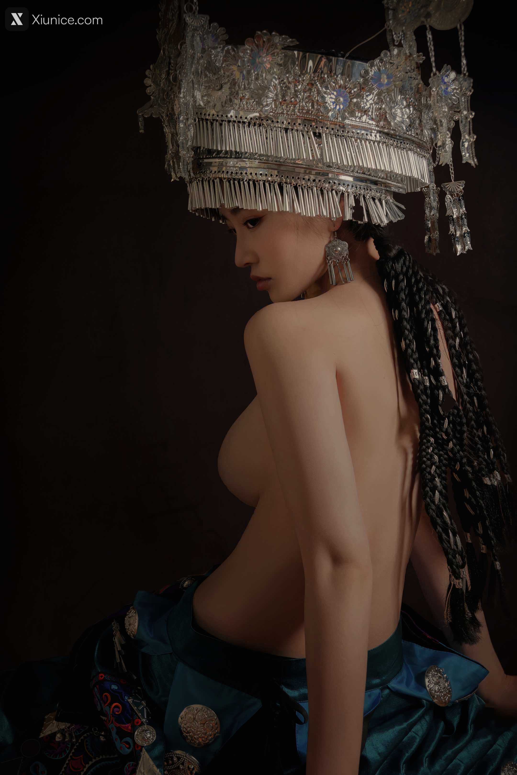 Coser@年年Nnian – 苗疆女孩 第42张