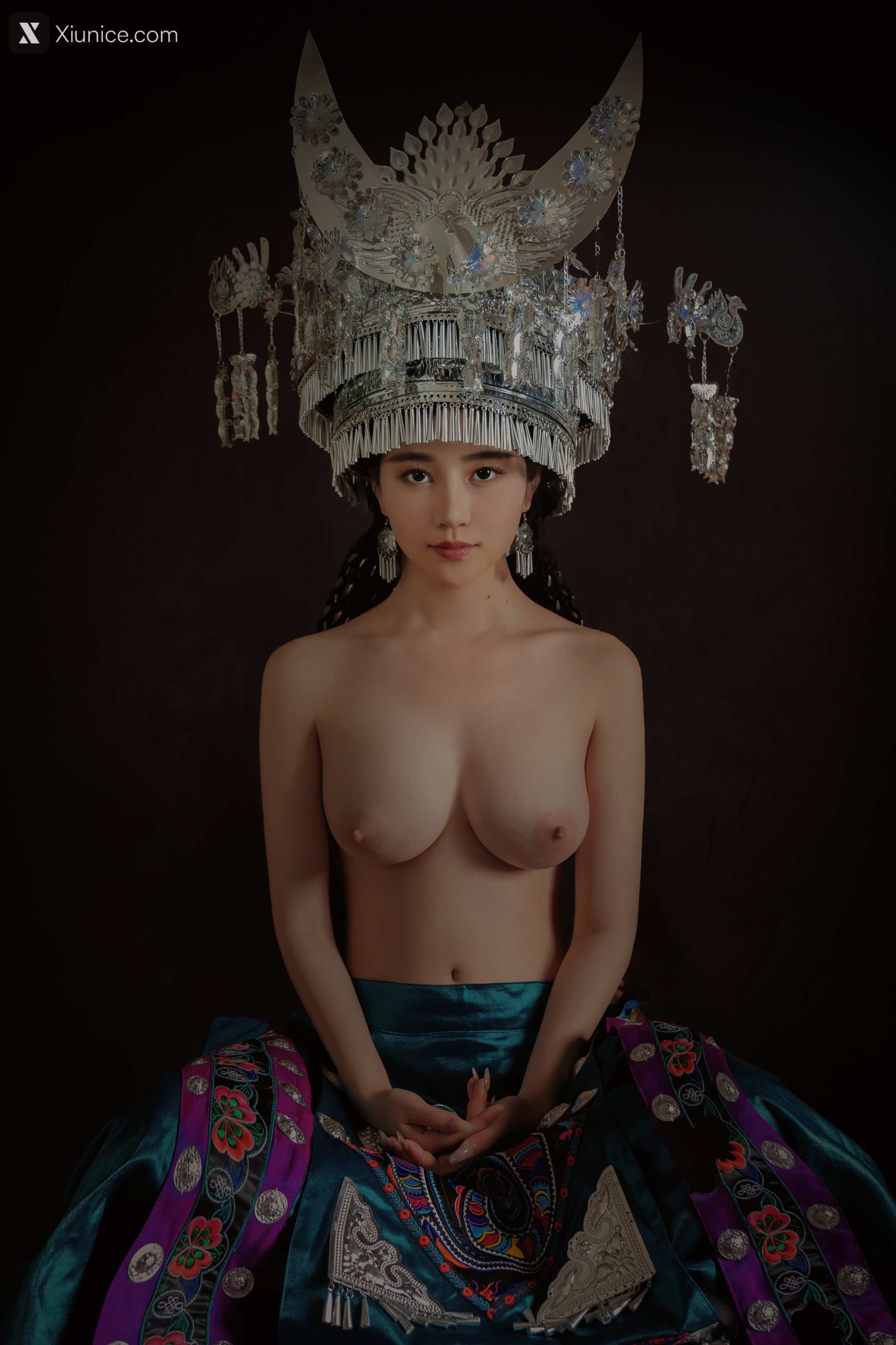 Coser@年年Nnian – 苗疆女孩 第41张