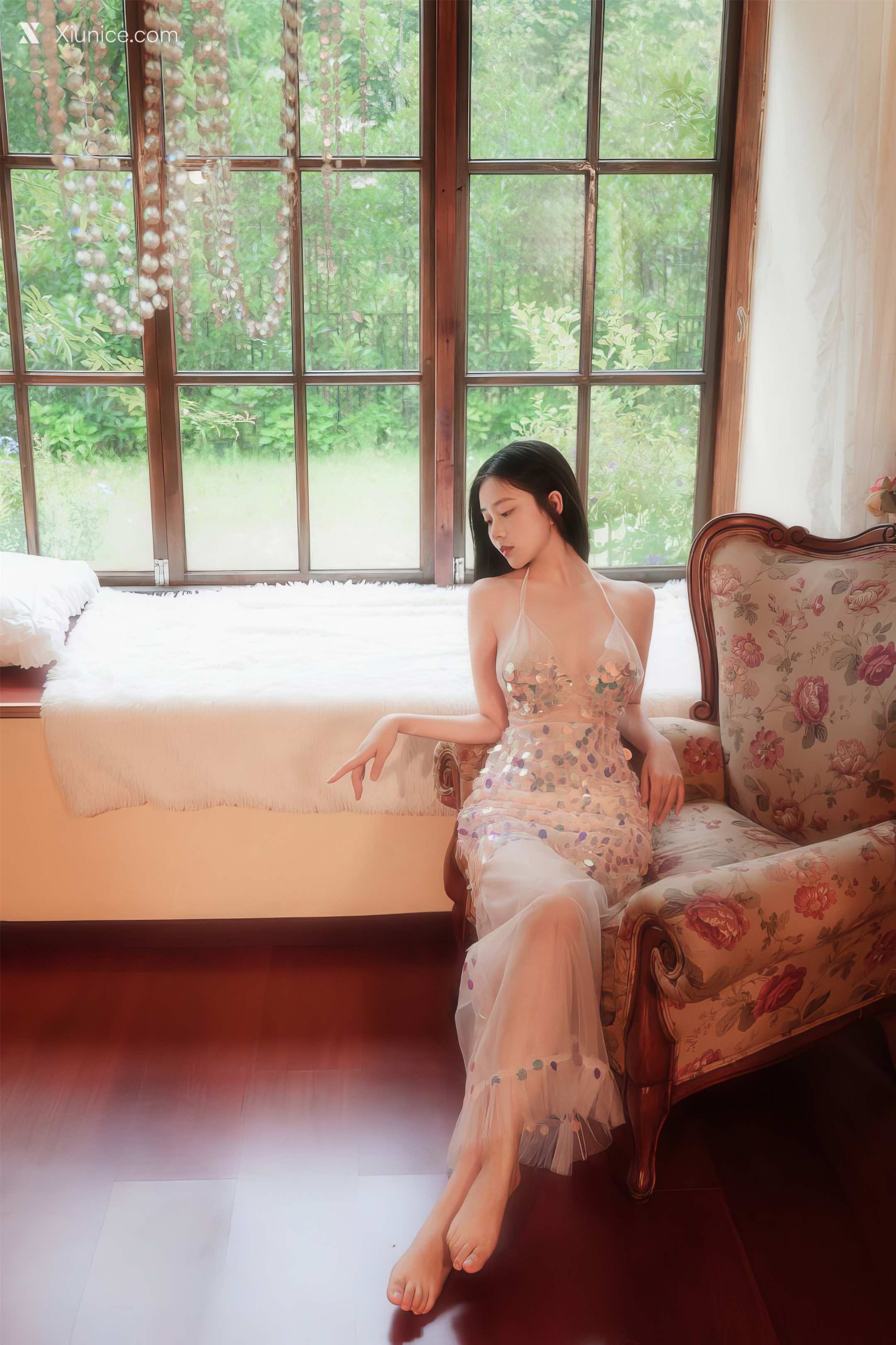 Coser@年年Nnian – 窗前 第1张