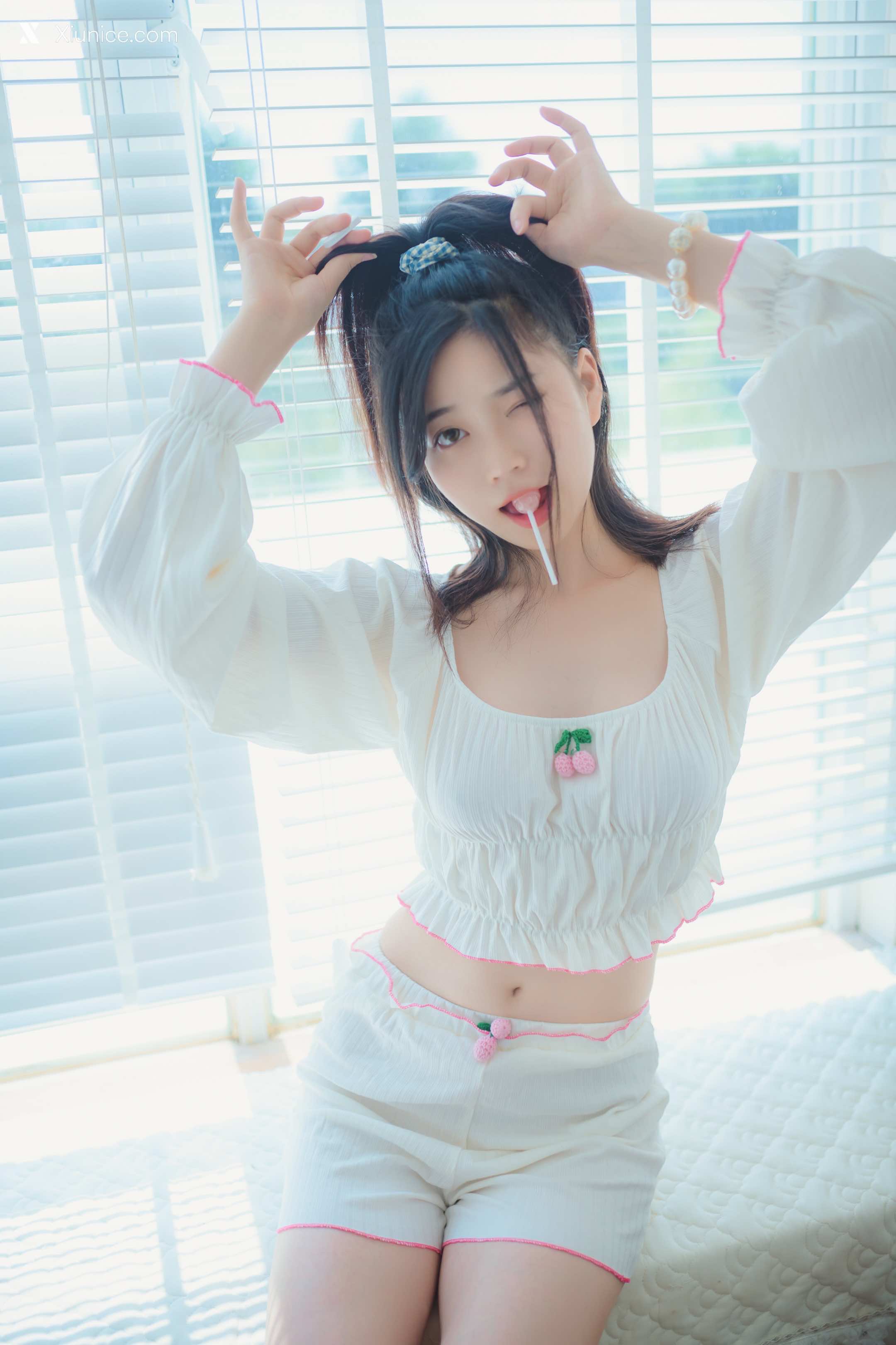 Coser@年年Nnian – 爱吃棒棒糖的少女 第7张