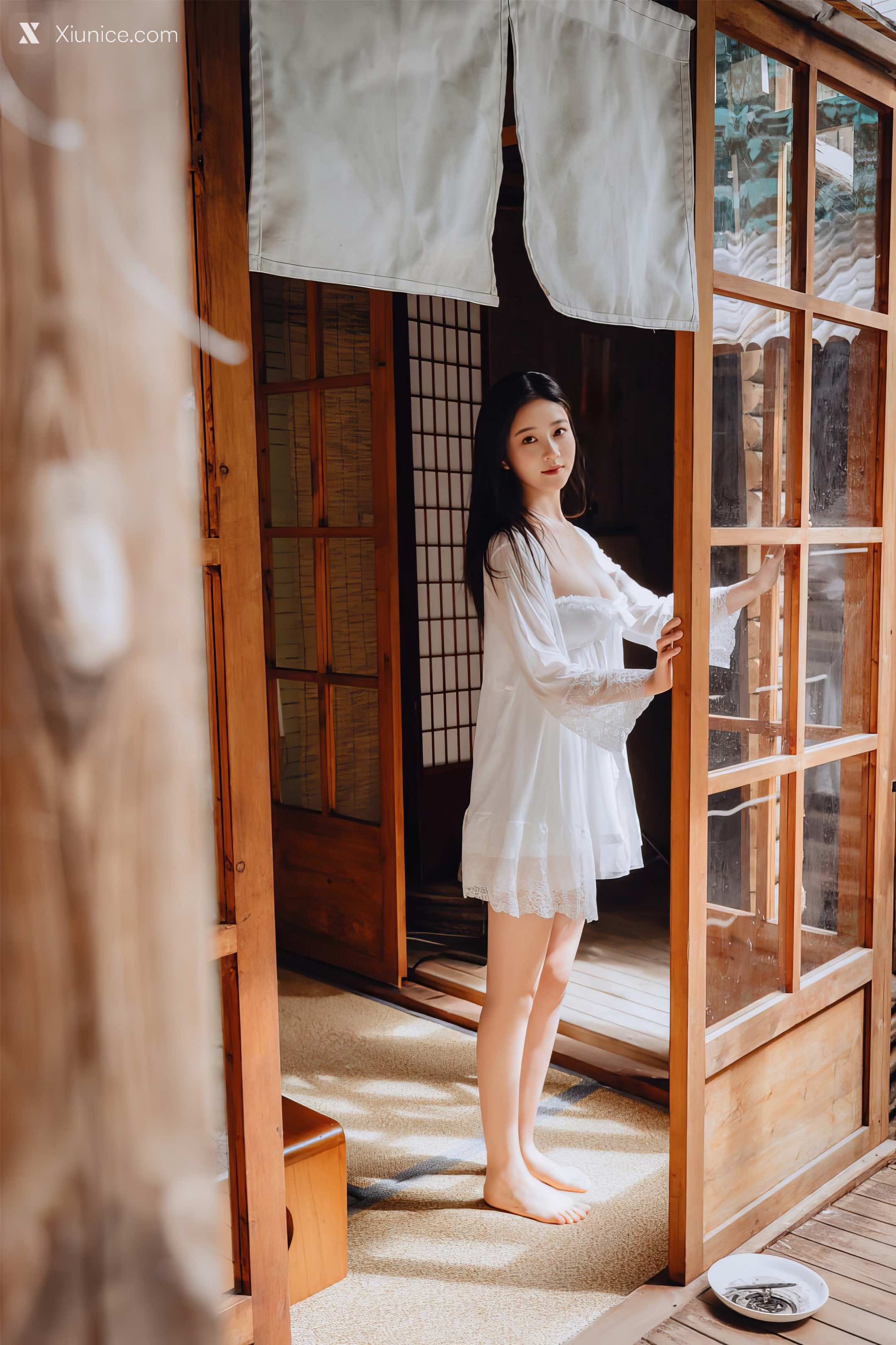 Coser@年年Nnian – 林间小屋 第1张