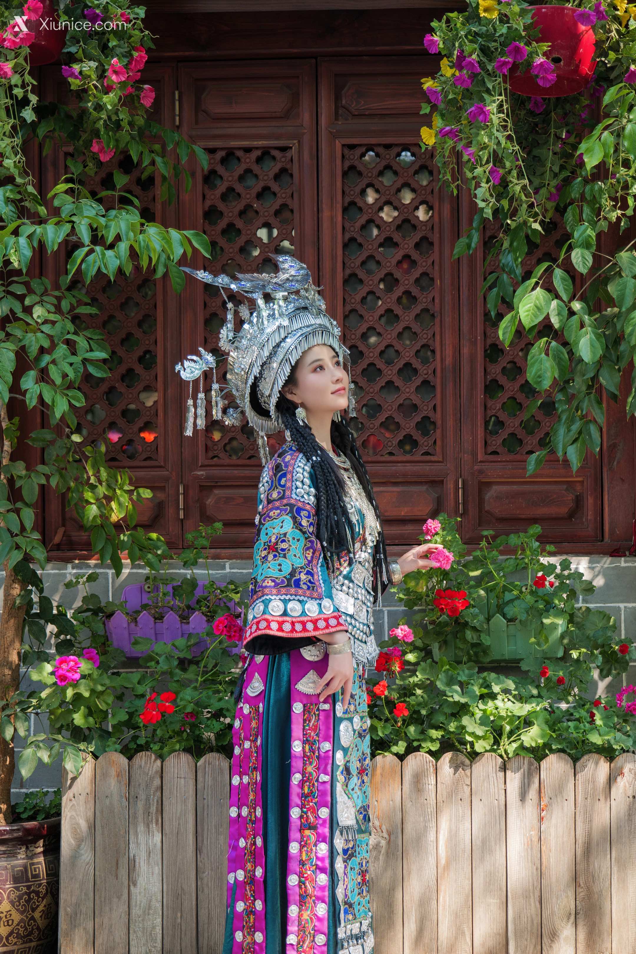 Coser@年年Nnian – 苗疆女孩 第3张