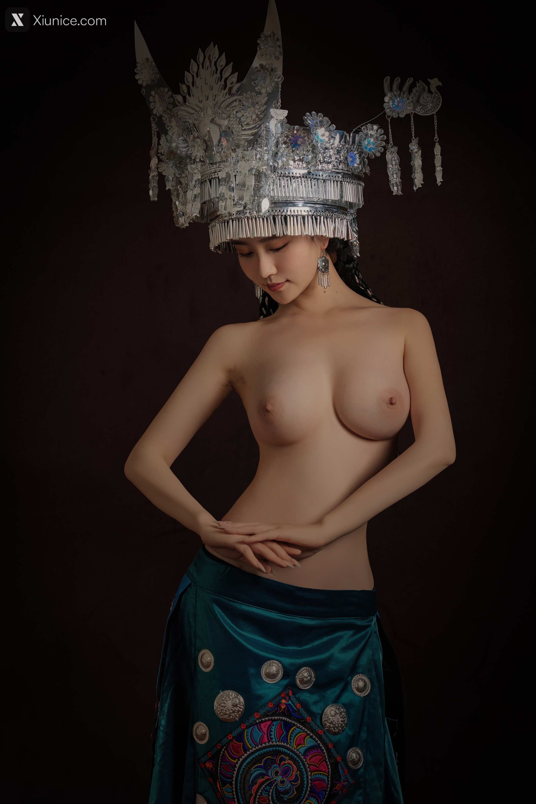 Coser@年年Nnian – 苗疆女孩 第26张