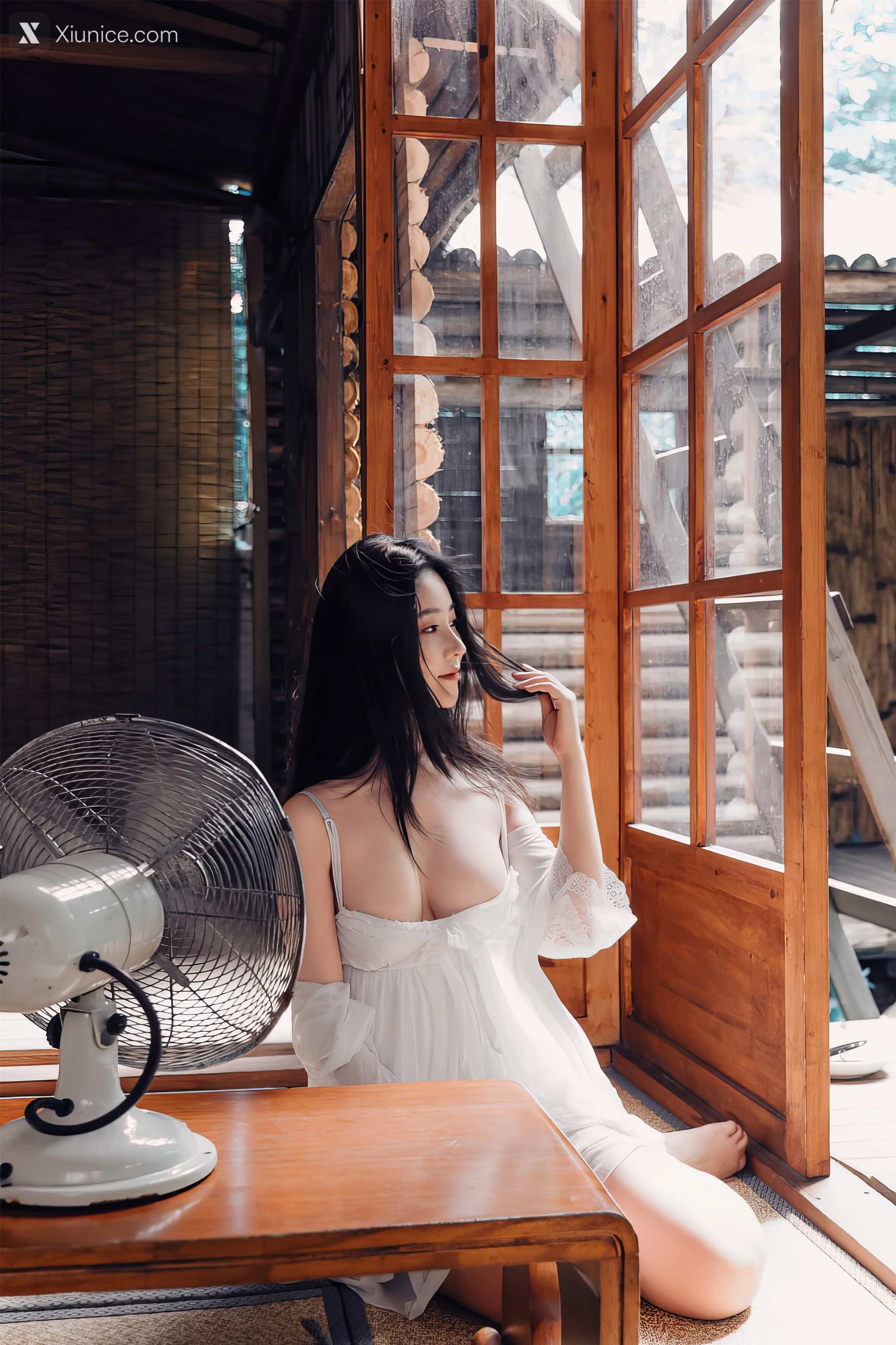 Coser@年年Nnian – 林间小屋 第4张
