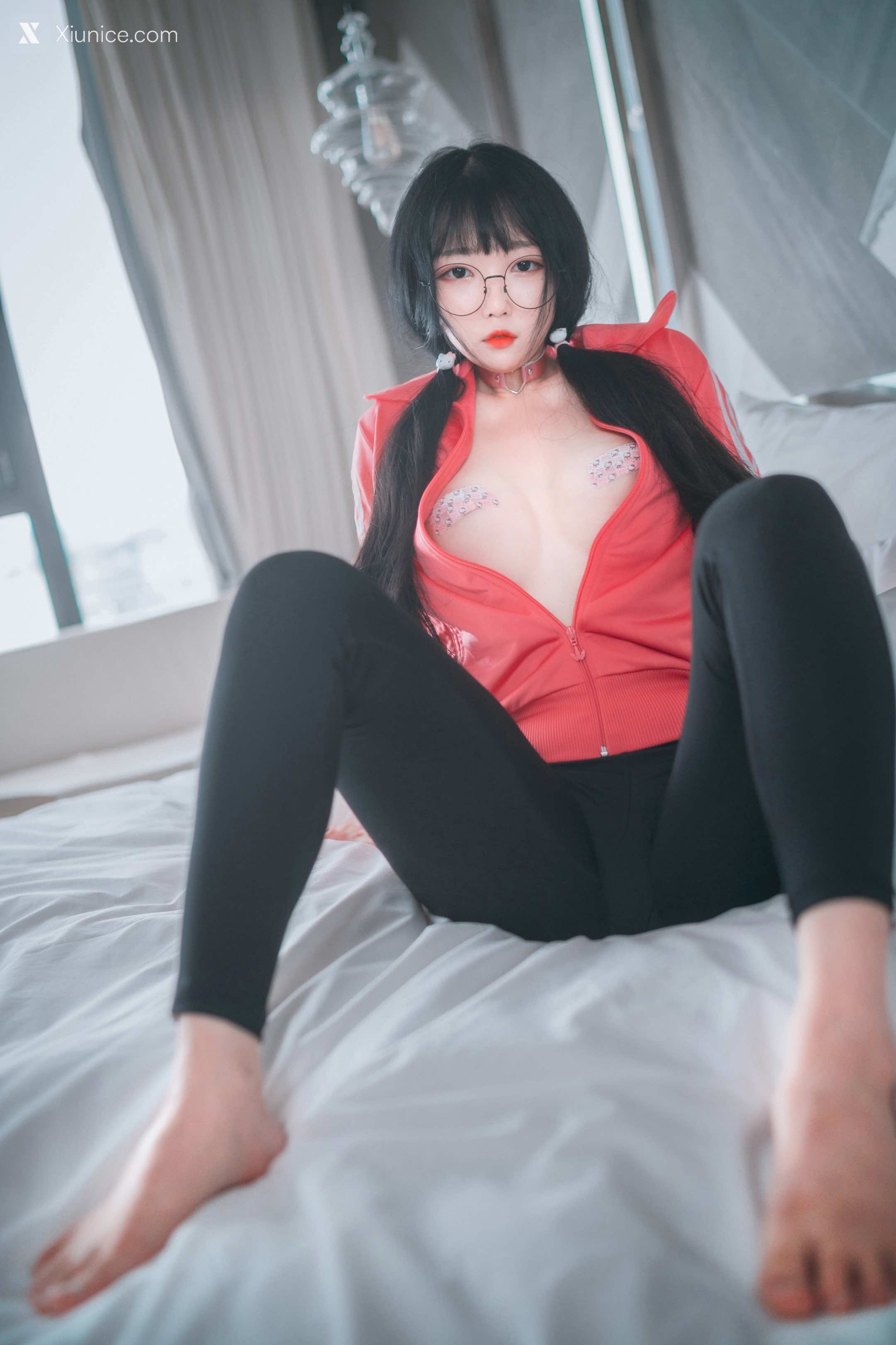 DJAWA Photo – Aram (아람) – “Hot Pink Jersey!” 第13张