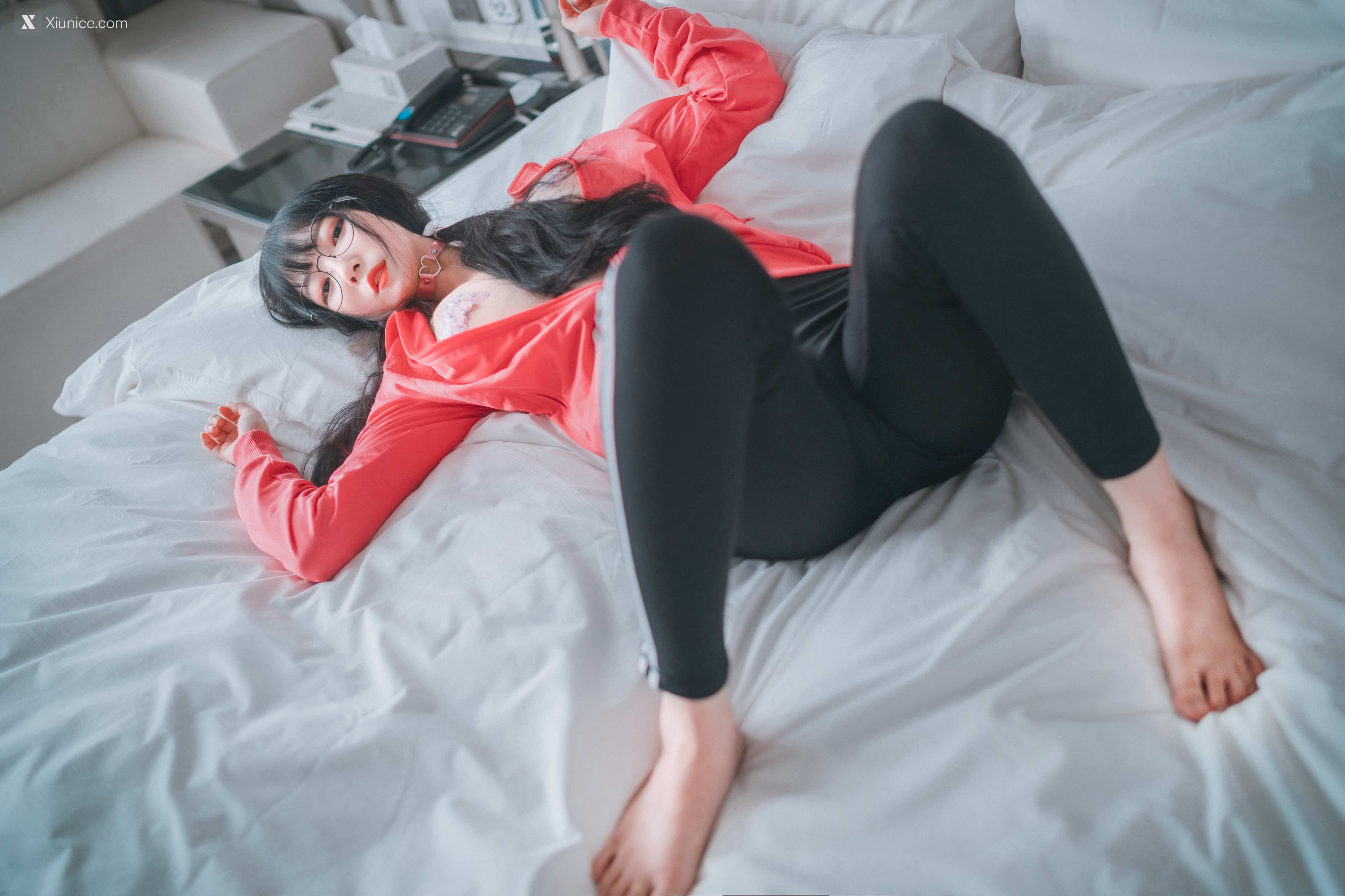 DJAWA Photo – Aram (아람) – “Hot Pink Jersey!” 第12张