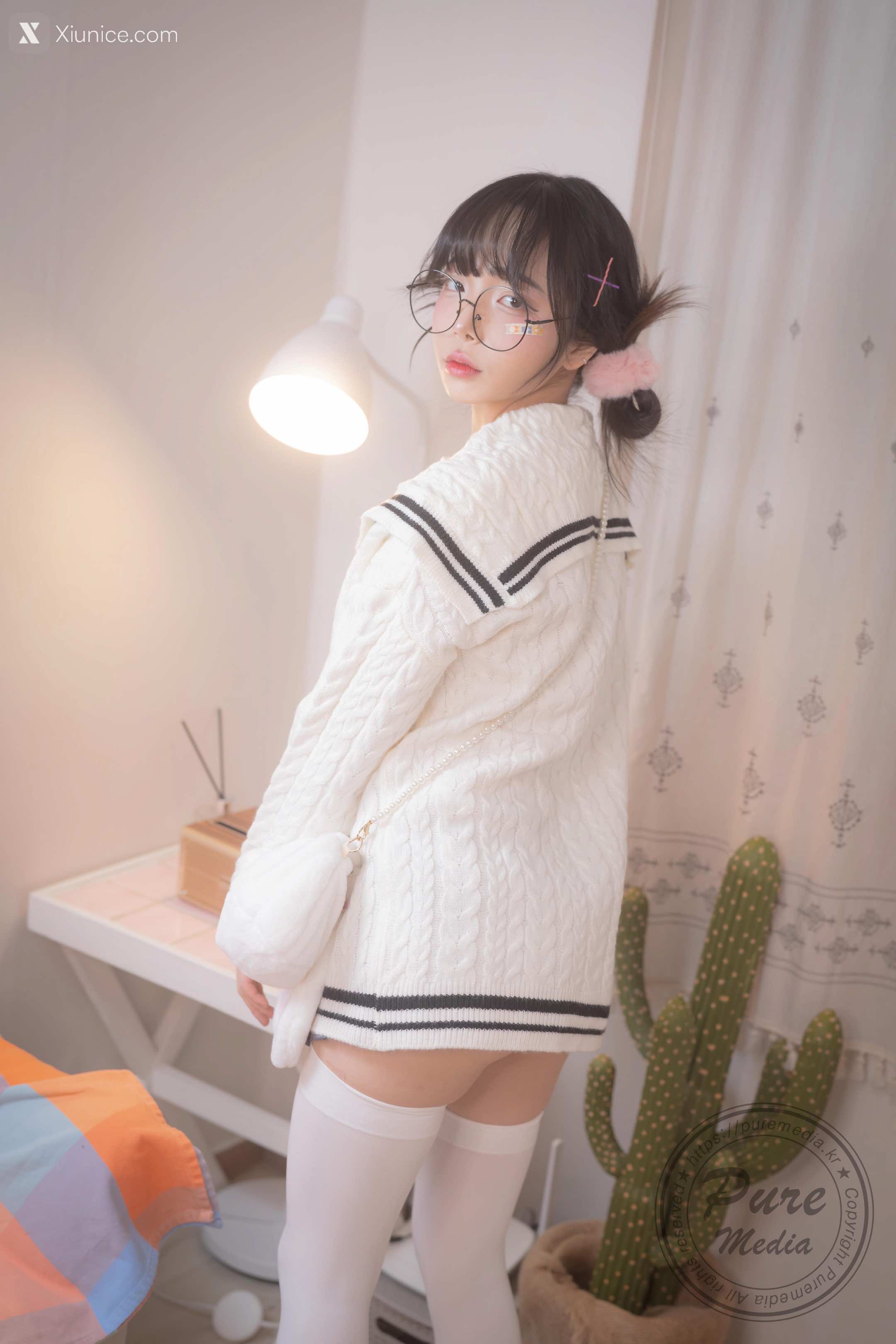 Pure Media Vol.276 Jelly (젤리) – Girl Trapped in a Rooftop Room 第3张