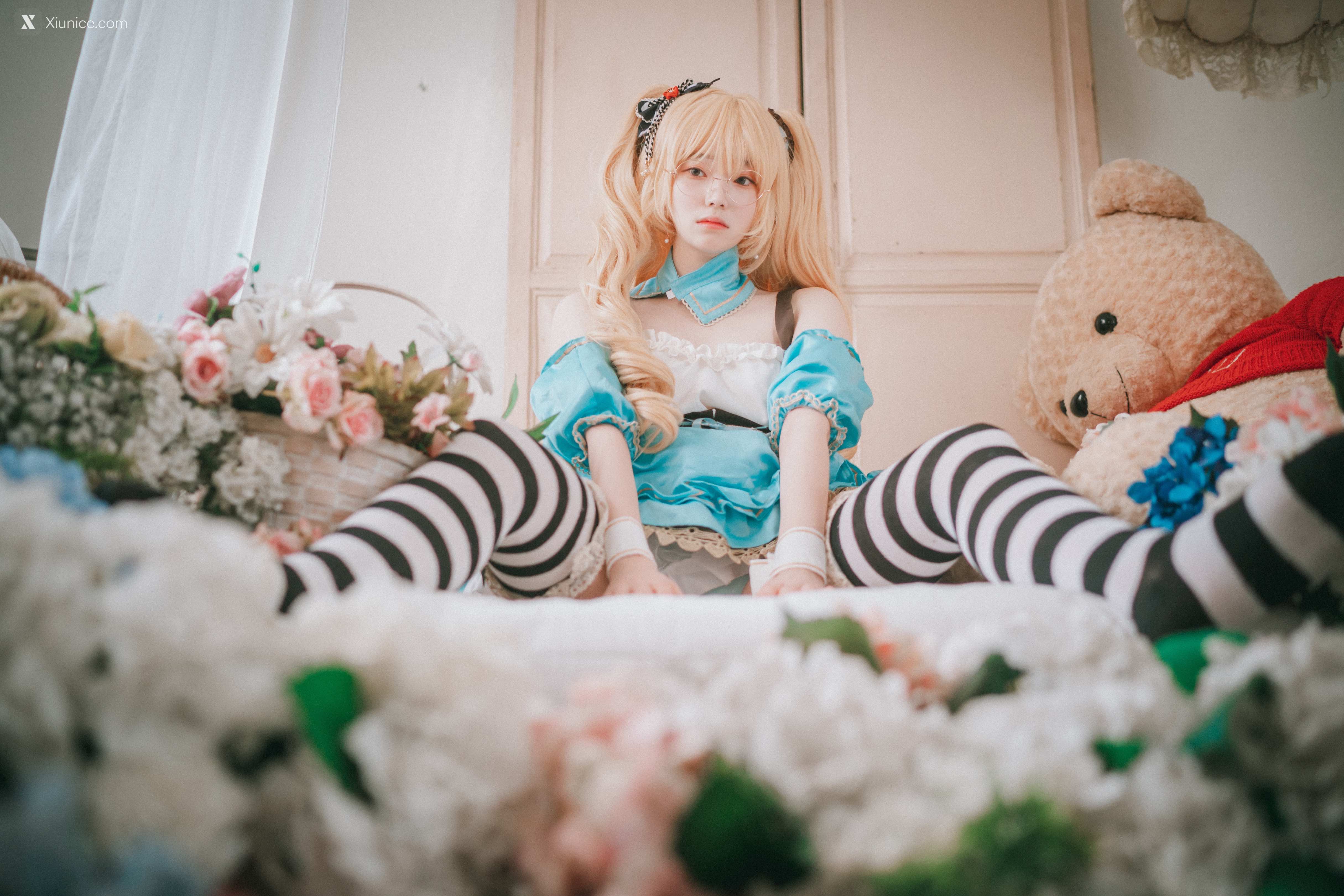 DJAWA Photo – Bambi (밤비) – Alice in Glasses 第21张