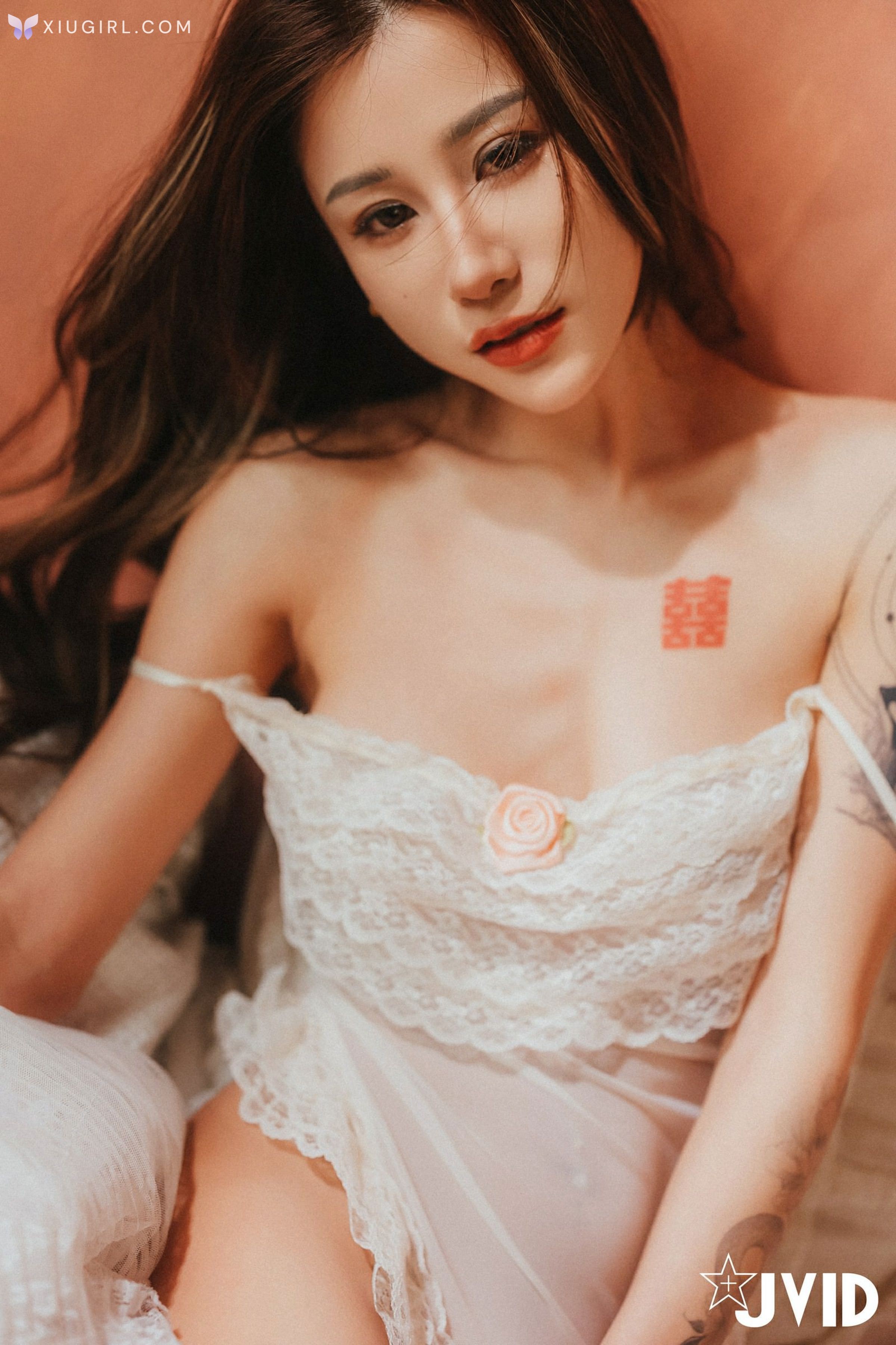 JVID Lara 雙囍 – 獨留的時光 與雙囍纏綿在浪漫花房的情緒與身體交流 第95张