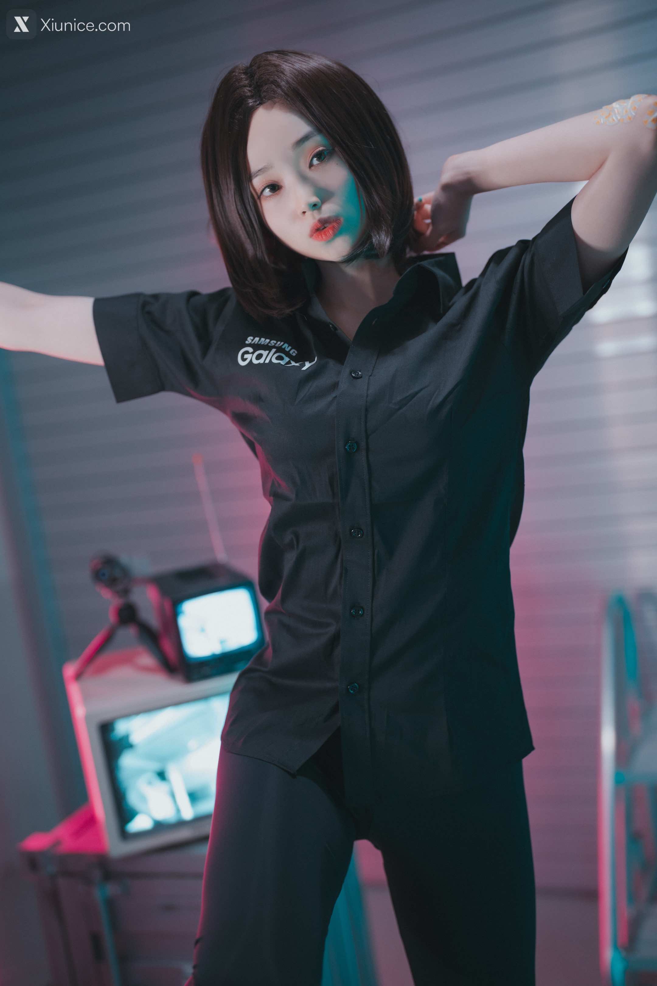 DJAWA Photo – Bambi (밤비) – “Hi Sam!” 第3张