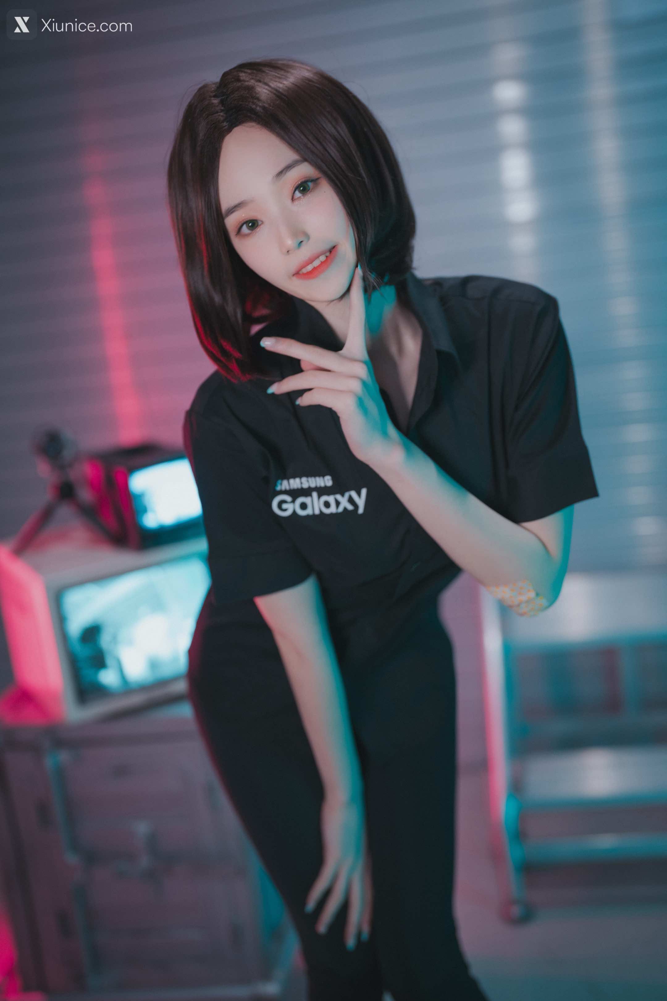 DJAWA Photo – Bambi (밤비) – “Hi Sam!” 第1张