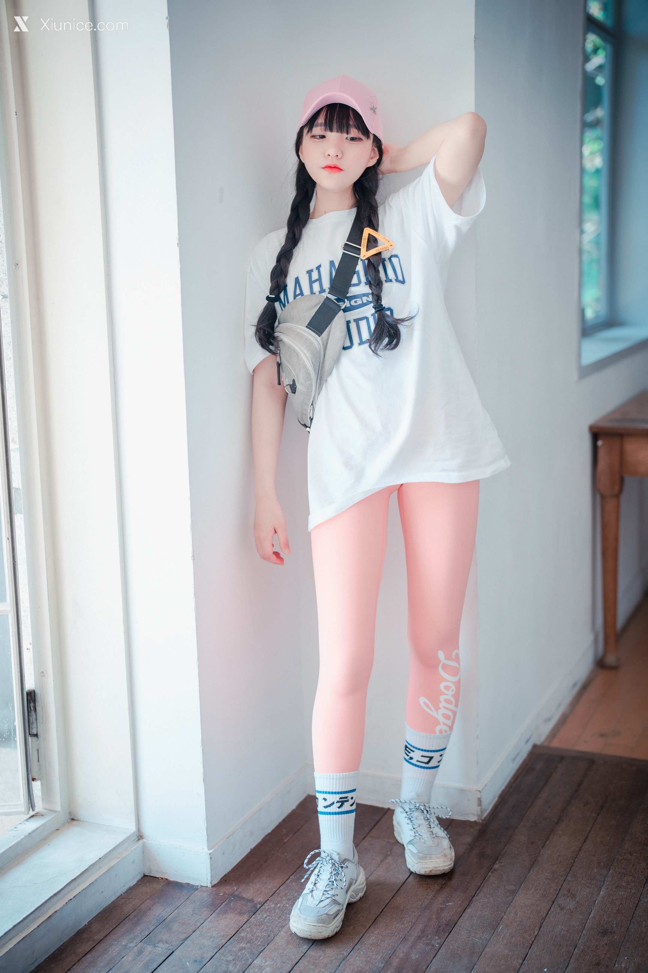 DJAWA Photo – Jeong Jenny (정제니) – Loose and Tight Pink 第1张