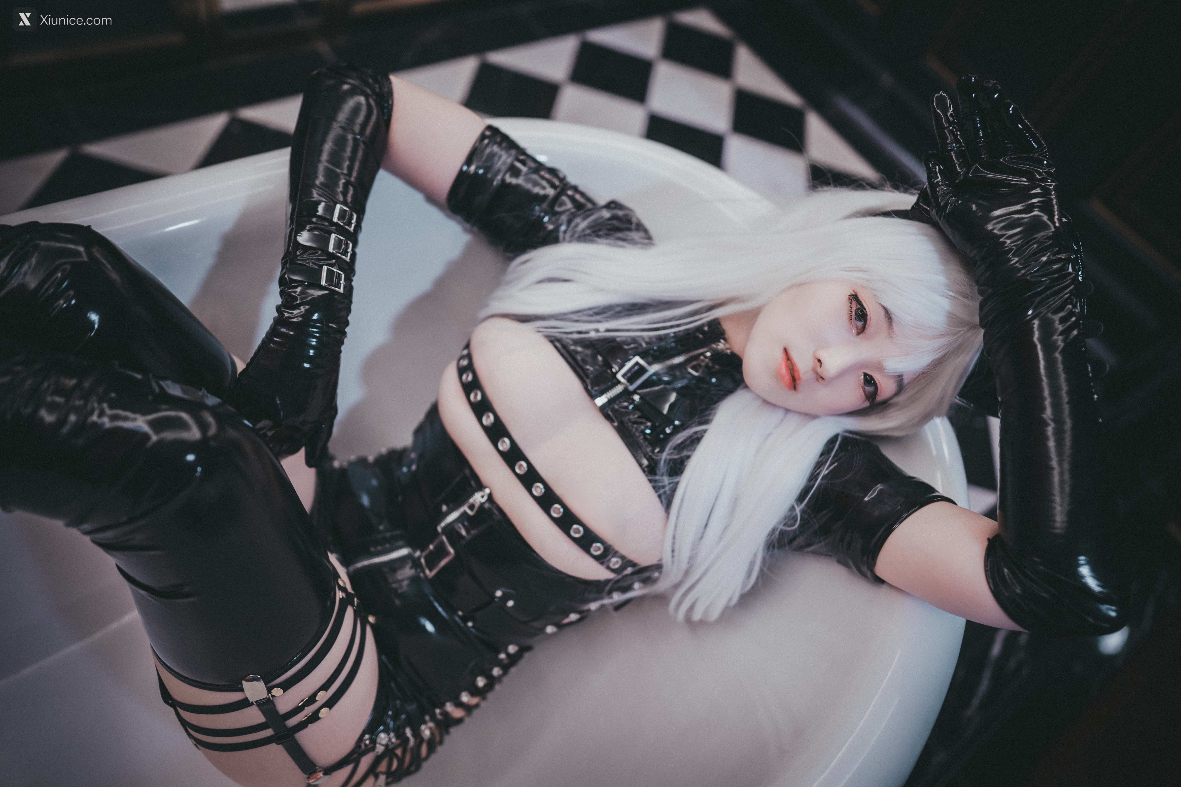 DJAWA Photo – Bambi (밤비) “Poisonous Nurse” 第40张