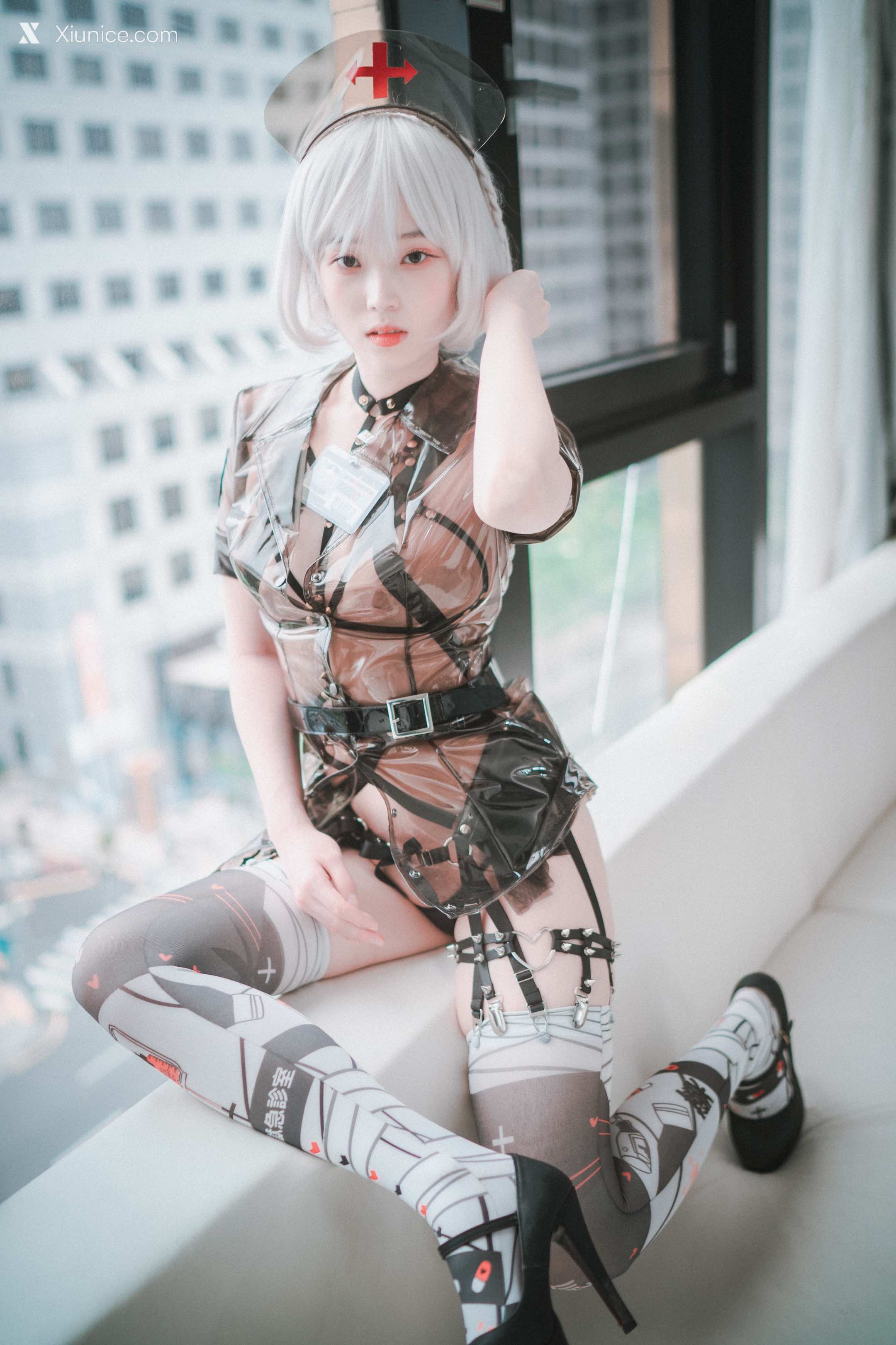 DJAWA Photo – Bambi (밤비) – Nurse Nation (Black ver) 第4张