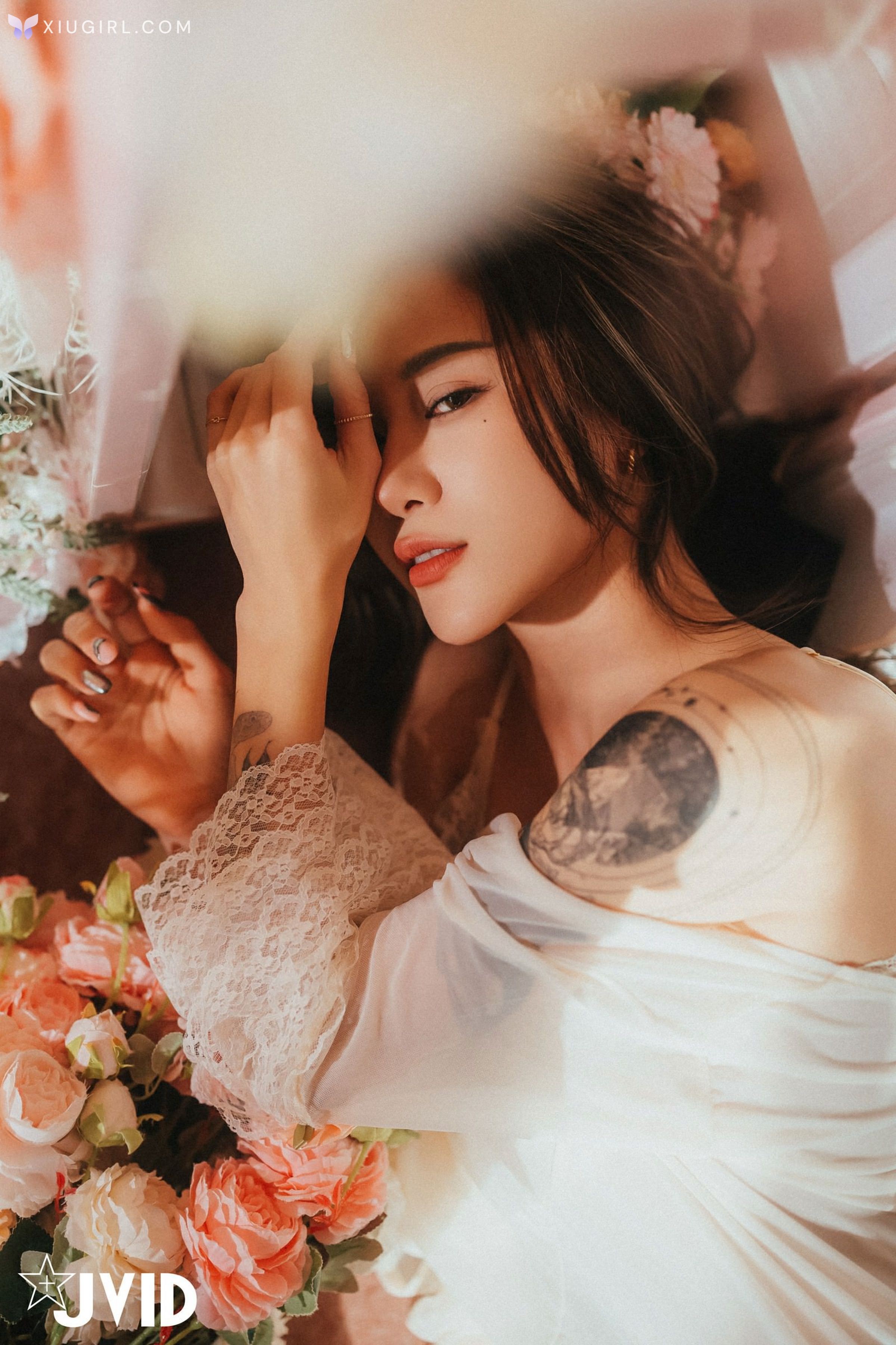 JVID Lara 雙囍 – 獨留的時光 與雙囍纏綿在浪漫花房的情緒與身體交流 第53张