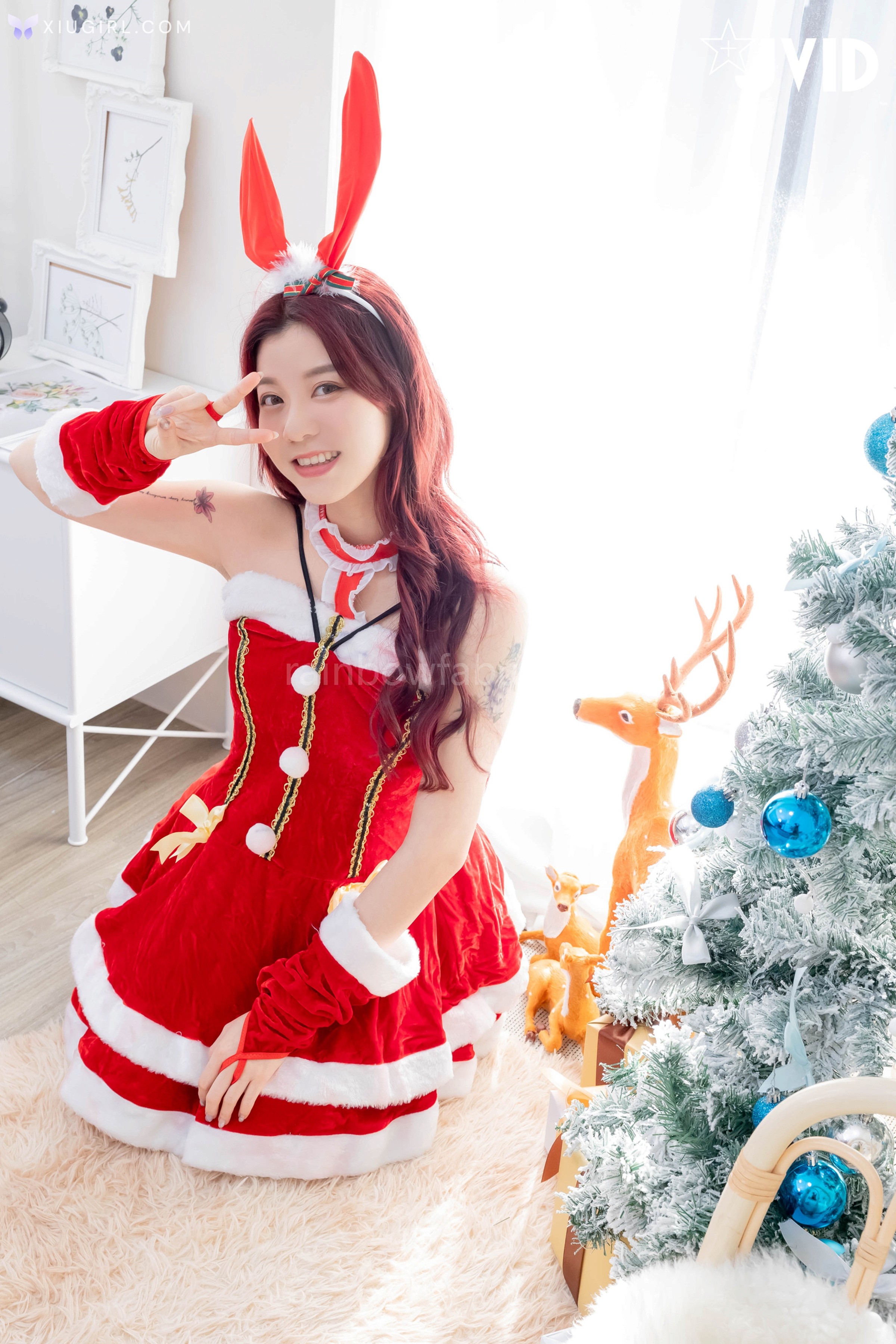 JVID Caroline卡洛琳 – 暗戀中的超正學妹今年的交換禮物很不一樣 第4张