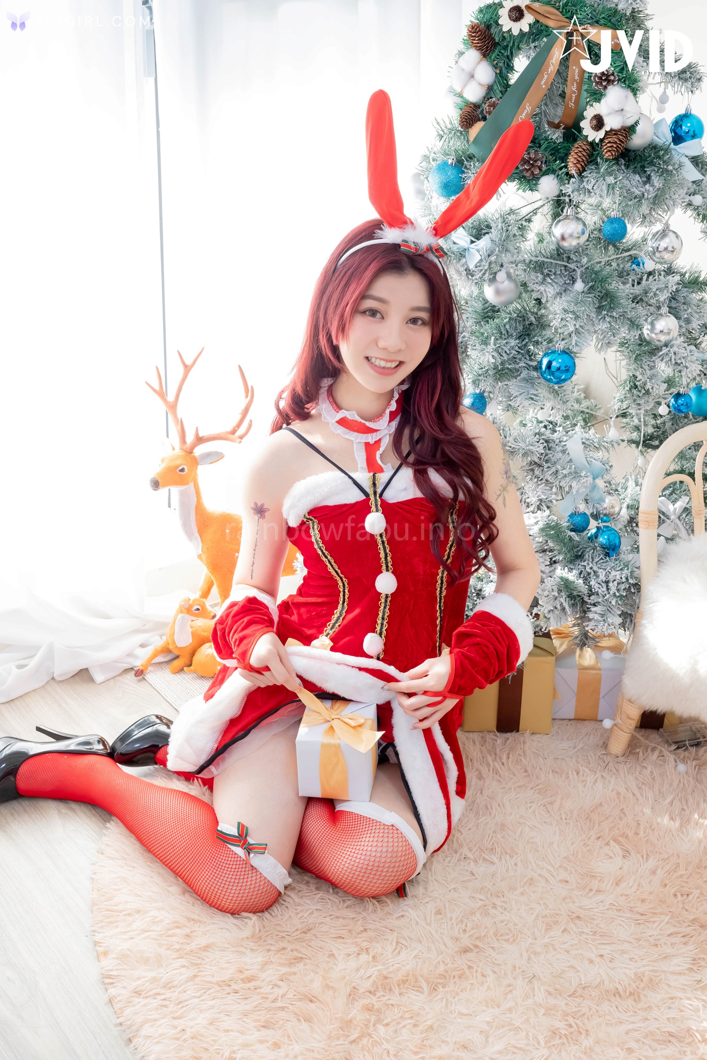 JVID Caroline卡洛琳 – 暗戀中的超正學妹今年的交換禮物很不一樣 第69张