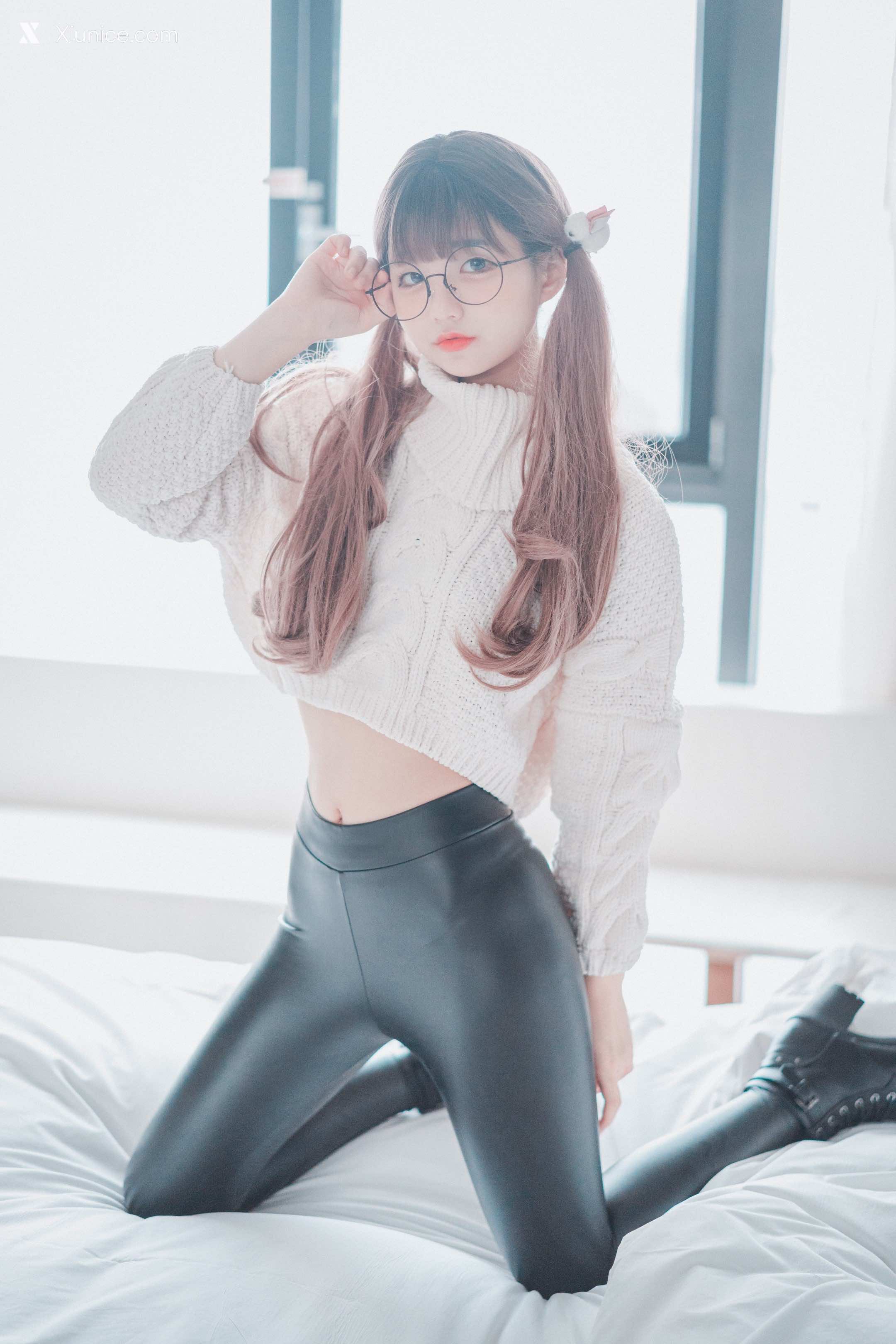 DJAWA Photo – Jeong Jenny (정제니) – Loose and Tight White 第3张