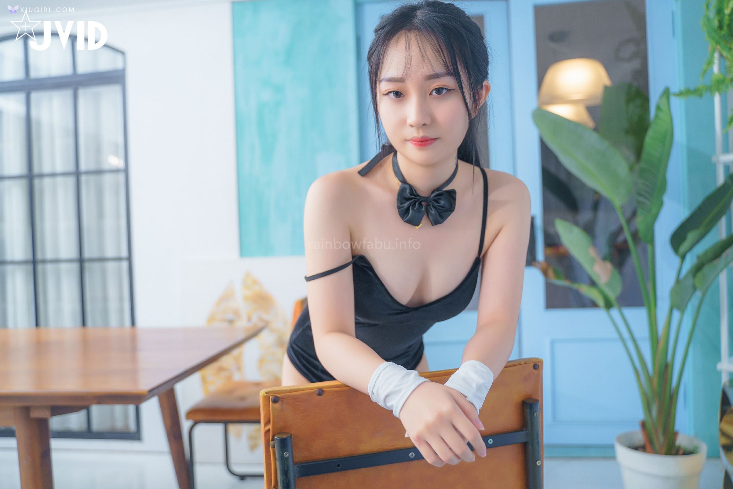 JVID IGHOT小瑜 – 情慾兔女郎 發育成熟的妹妹在兔年就是扮成兔女郎讓變態親戚掏紅包 第17张