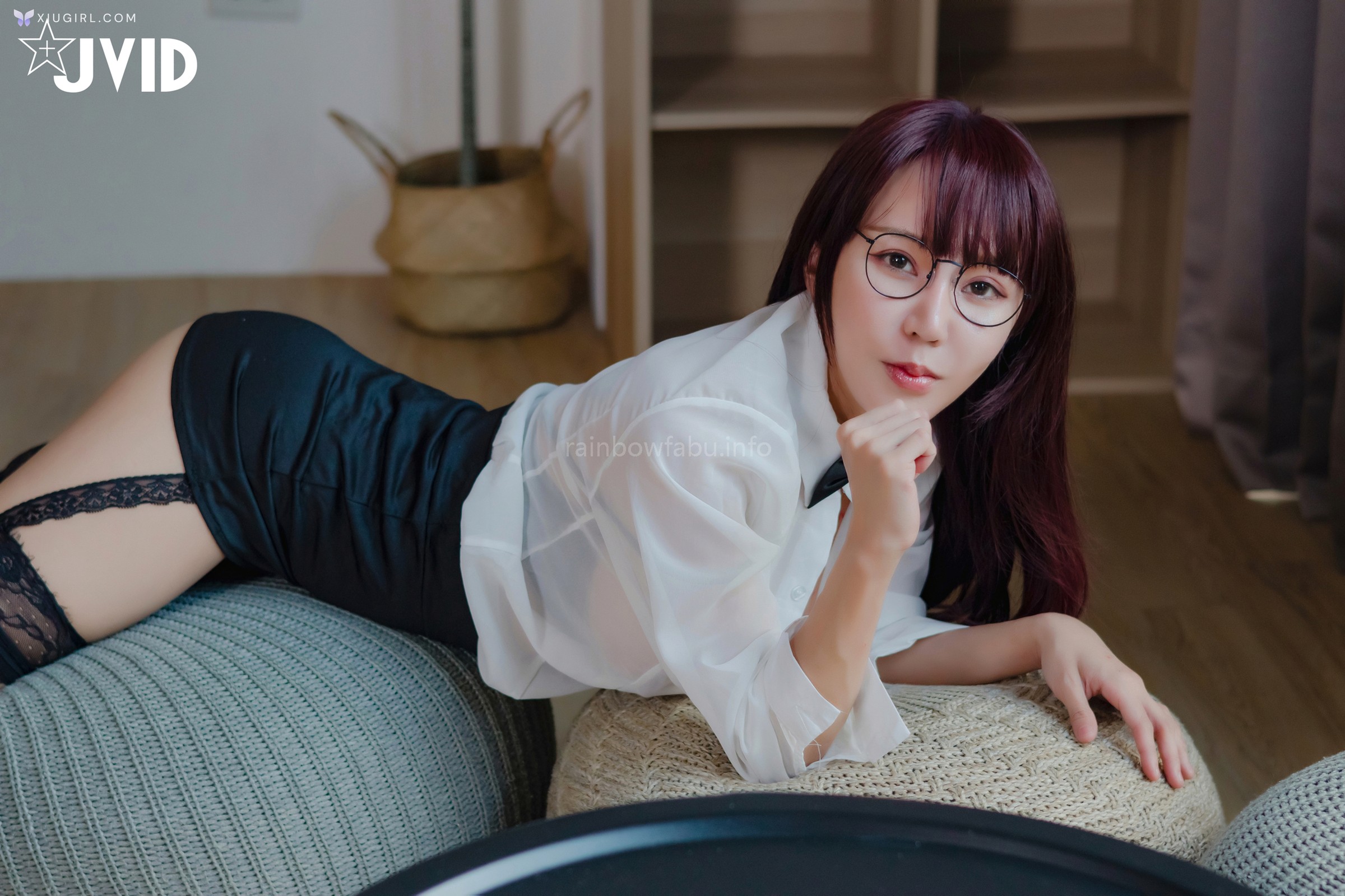 JVID Iouiou – 超狂新人首發全裸 吊帶網絲女秘書血脈噴張 揉搓嫩鮑放聲淫叫 第116张