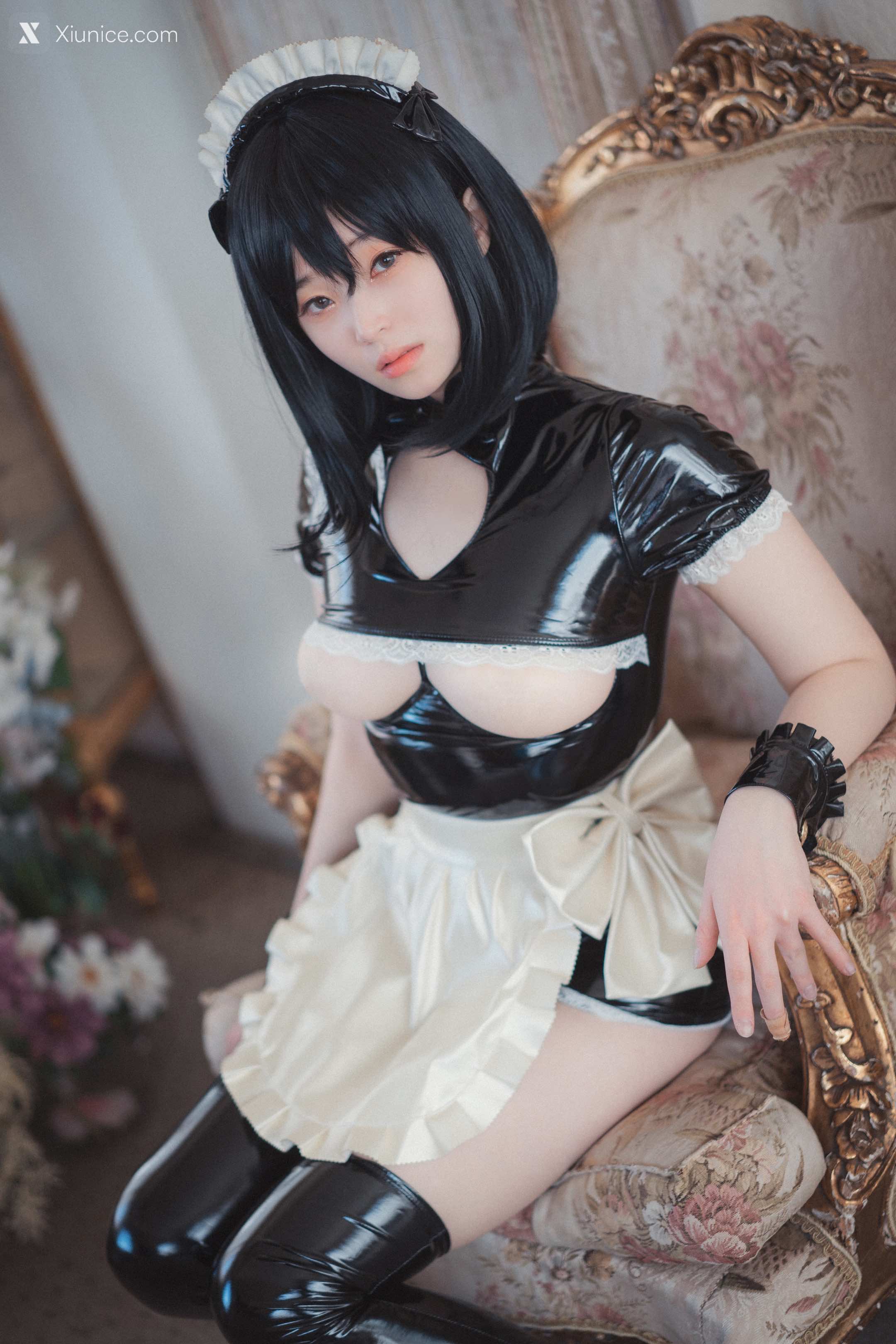 DJAWA Photo – Bambi (밤비) – Femme de Chambre en Latex 第6张