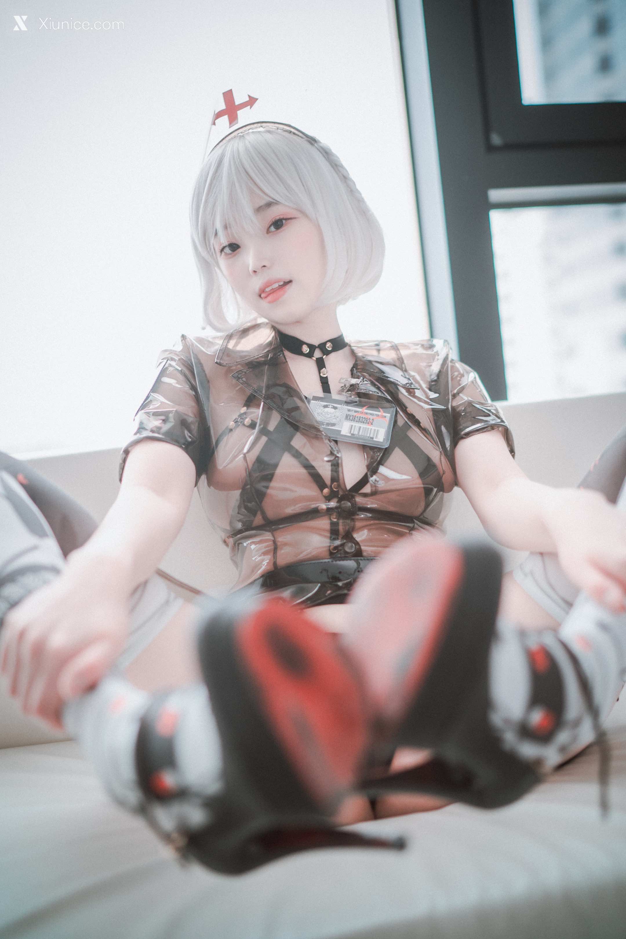DJAWA Photo – Bambi (밤비) – Nurse Nation (Black ver) 第10张