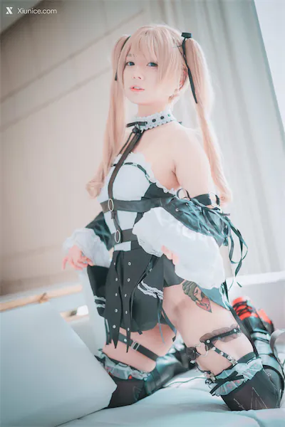 DJAWA Photo – Maruemon (마루에몽) – Blooming Blood Rose (DoA)