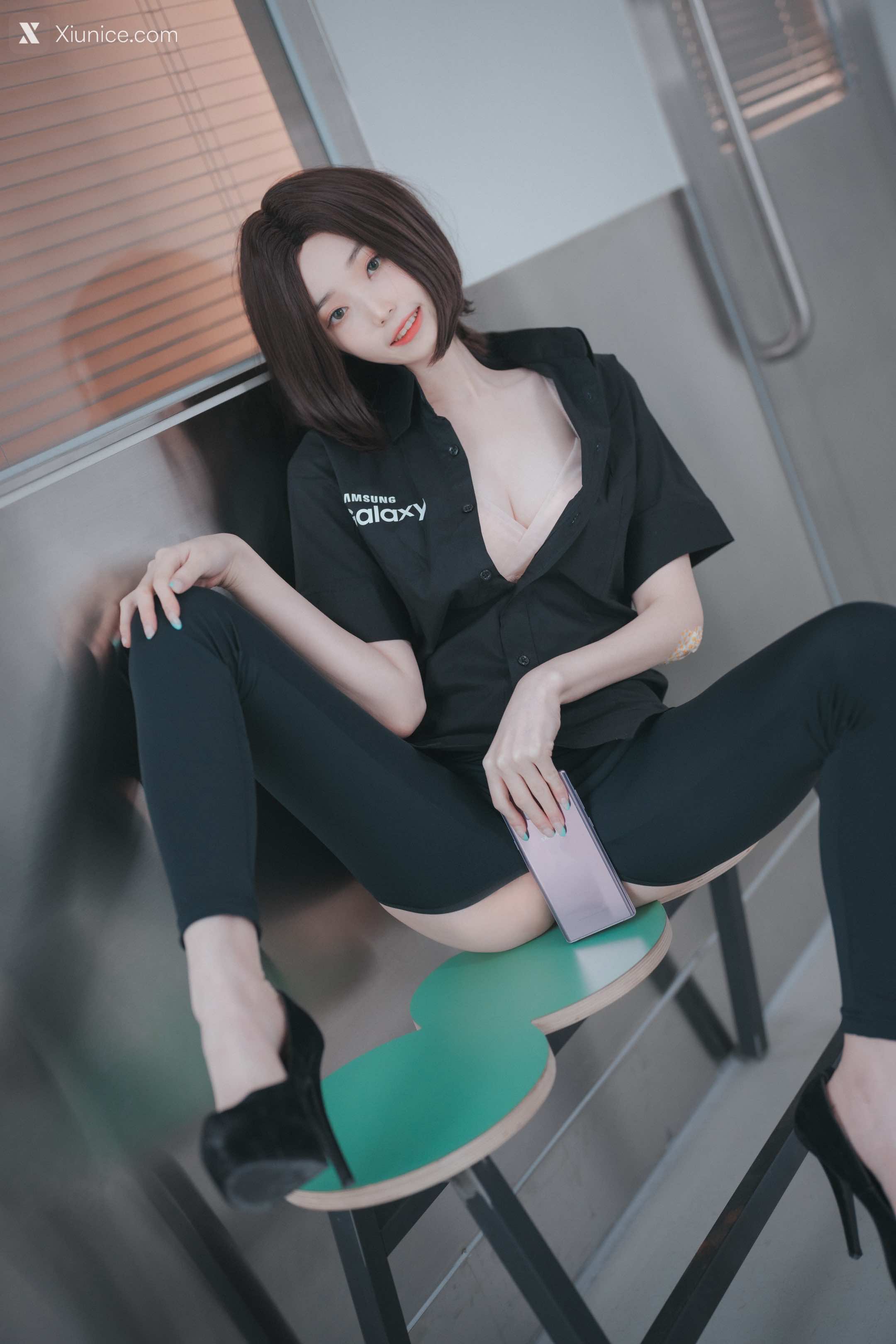 DJAWA Photo – Bambi (밤비) – “Hi Sam!” 第17张