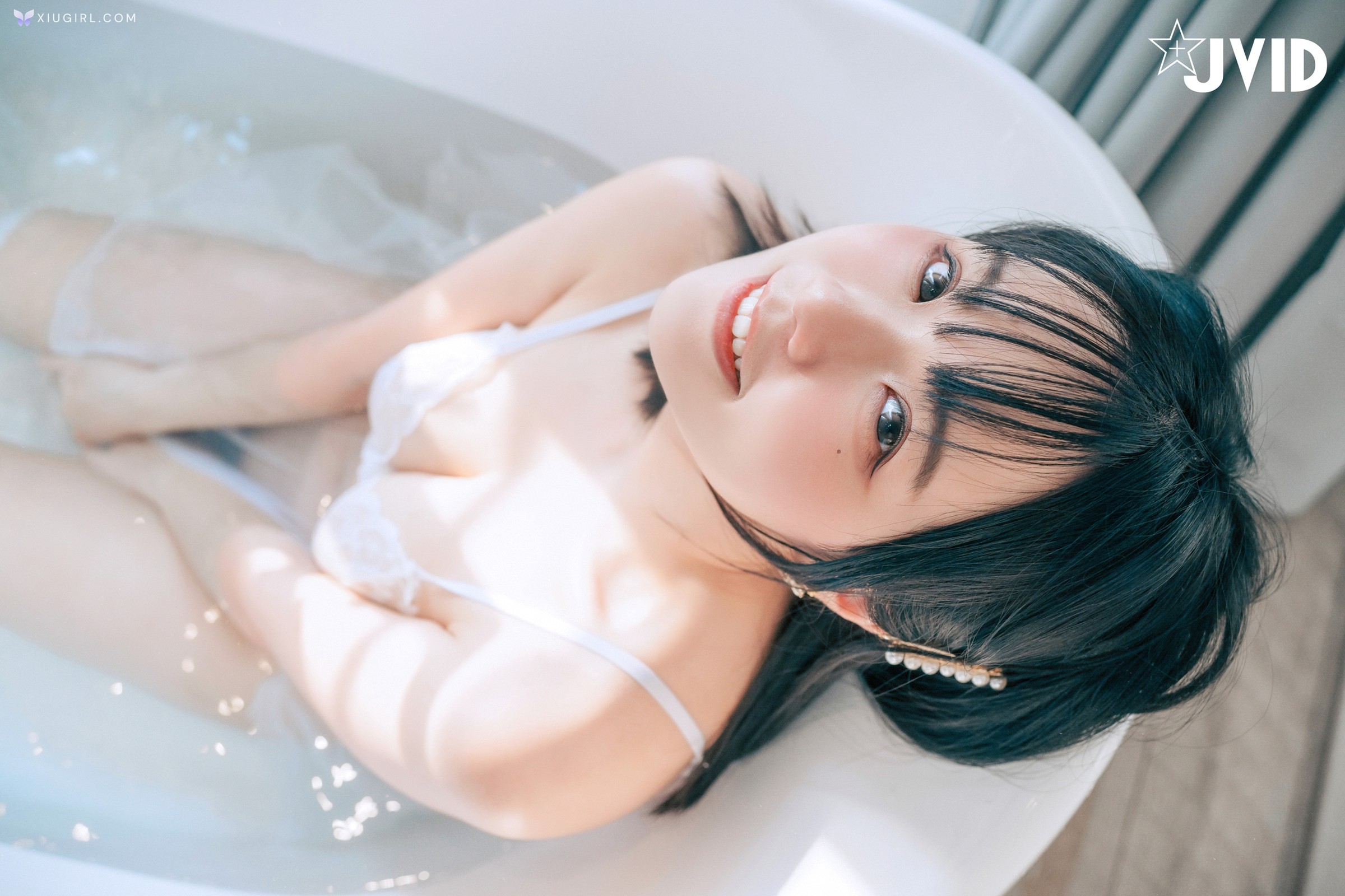 JVID Angela寶7 – 豪乳情婦の不倫旅行寶七跪舔肉棒的色色拜金萌妹靈巧的舌頭舔來舔去 第239张