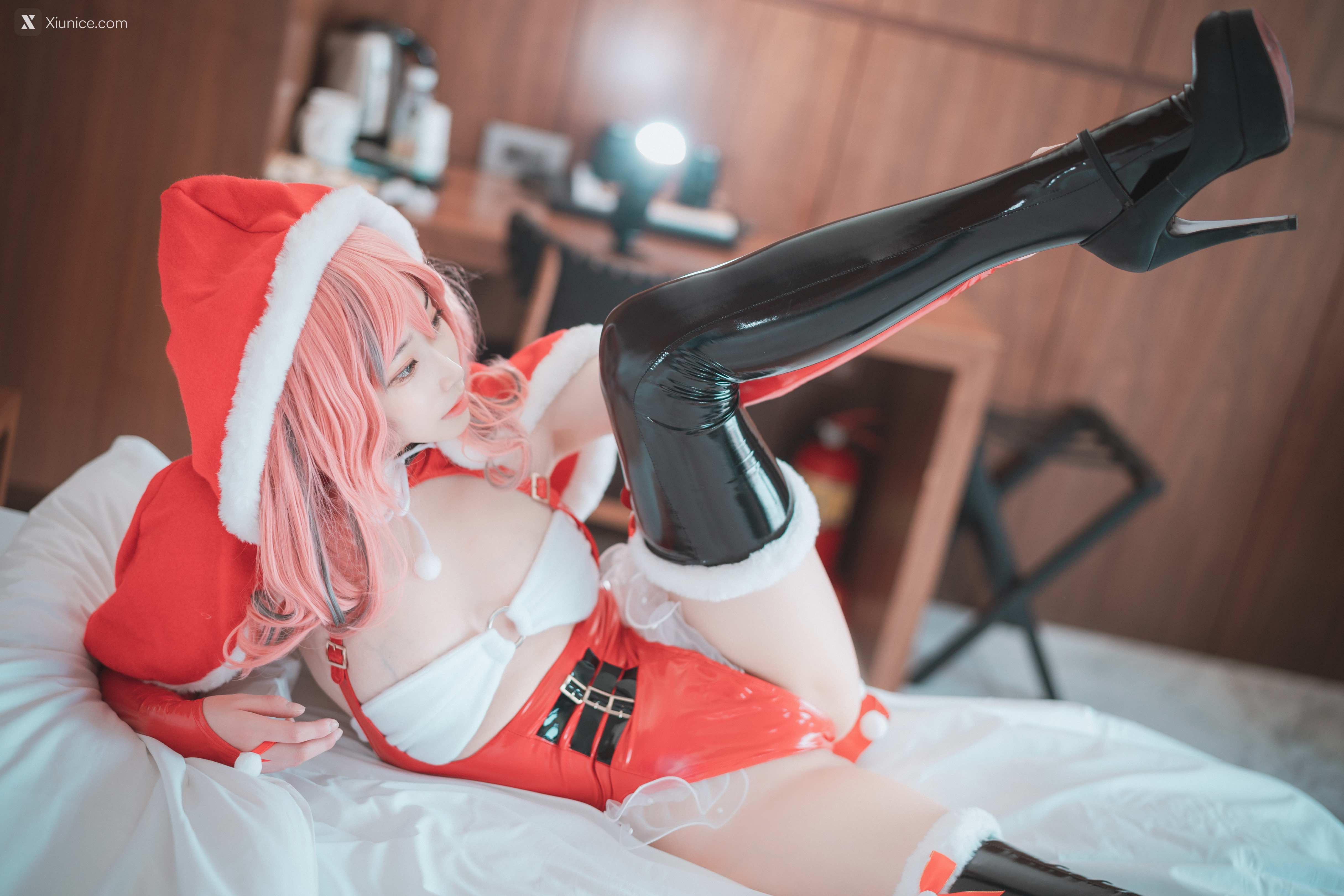 DJAWA Photo – Bambi (밤비) – Santa Girl in the Summer 第20张
