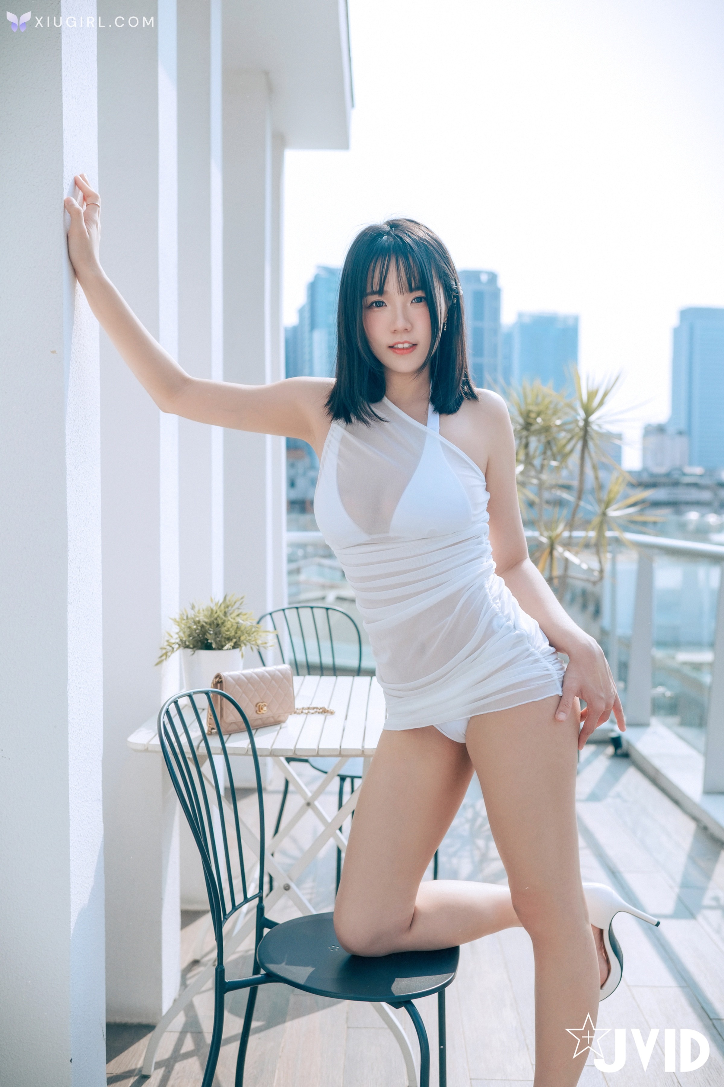 JVID Angela寶7 – 豪乳情婦の不倫旅行寶七跪舔肉棒的色色拜金萌妹靈巧的舌頭舔來舔去 第16张