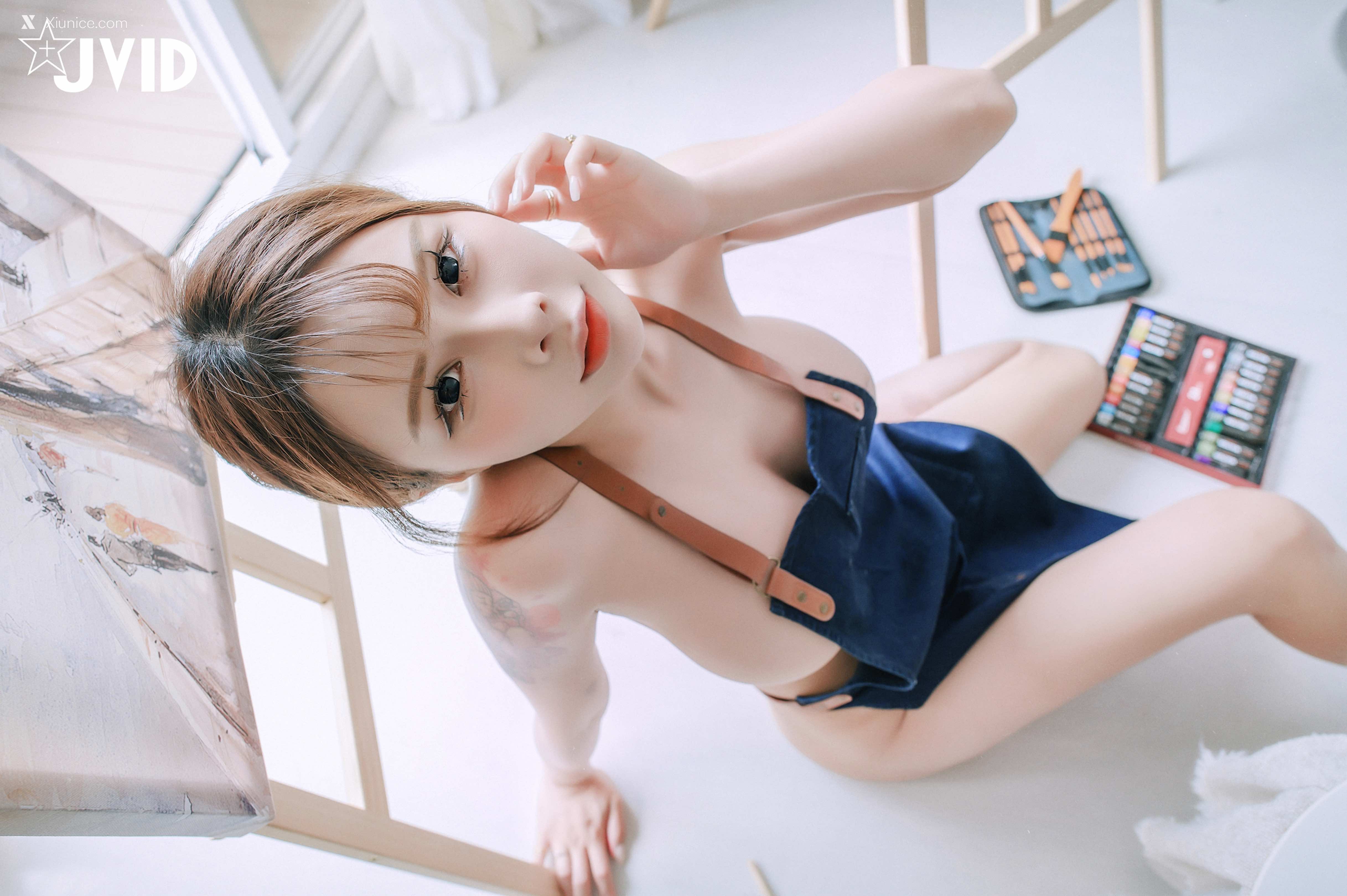 JVID – 艾妃 – 一手無法掌握「I級核彈」艾妃’ 禽色繪師の巨汝誘惑 第105张