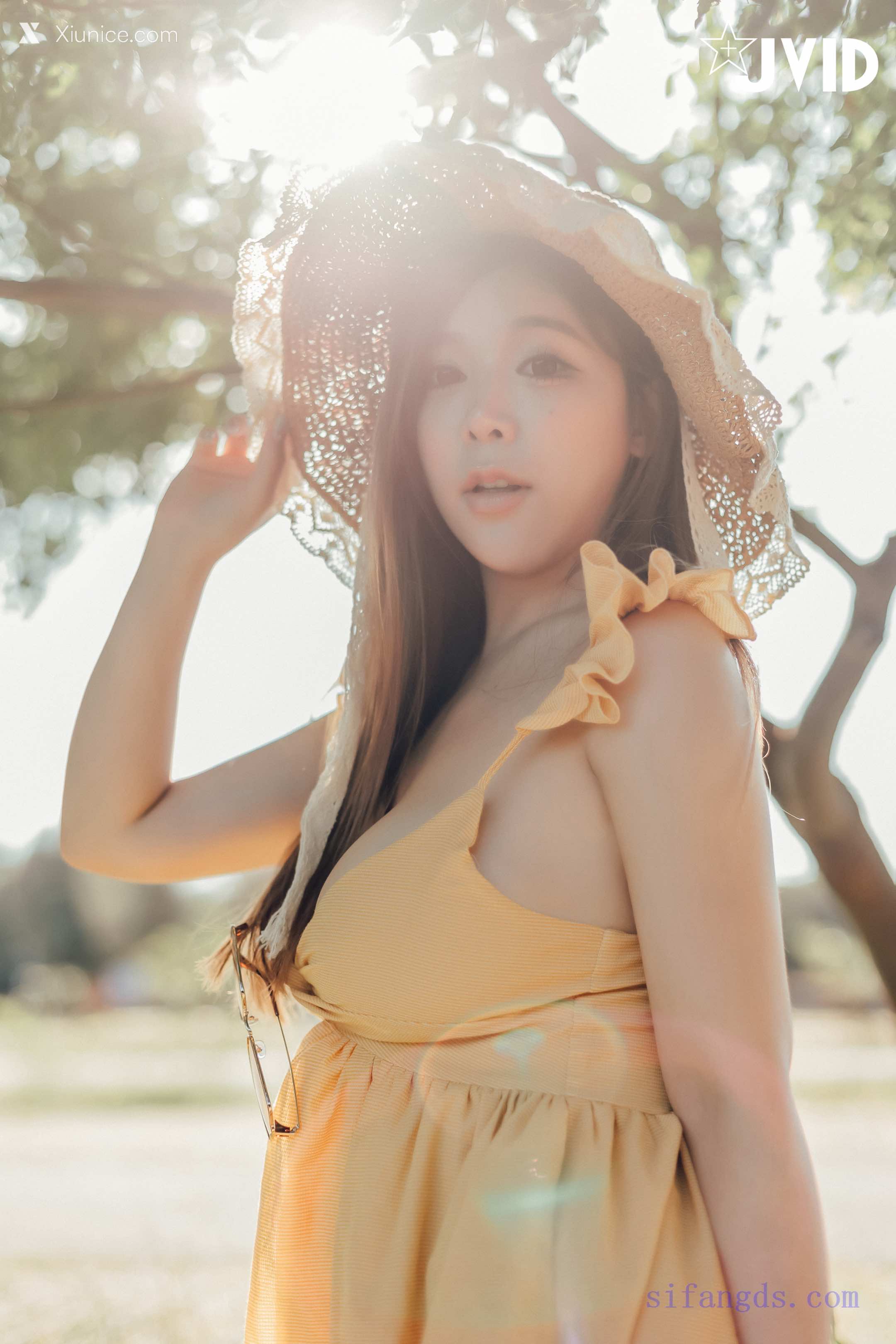 JVID – 本壘奈 – 我與本壘奈在車內劇烈搖晃體驗極致快感!!!!! 第9张