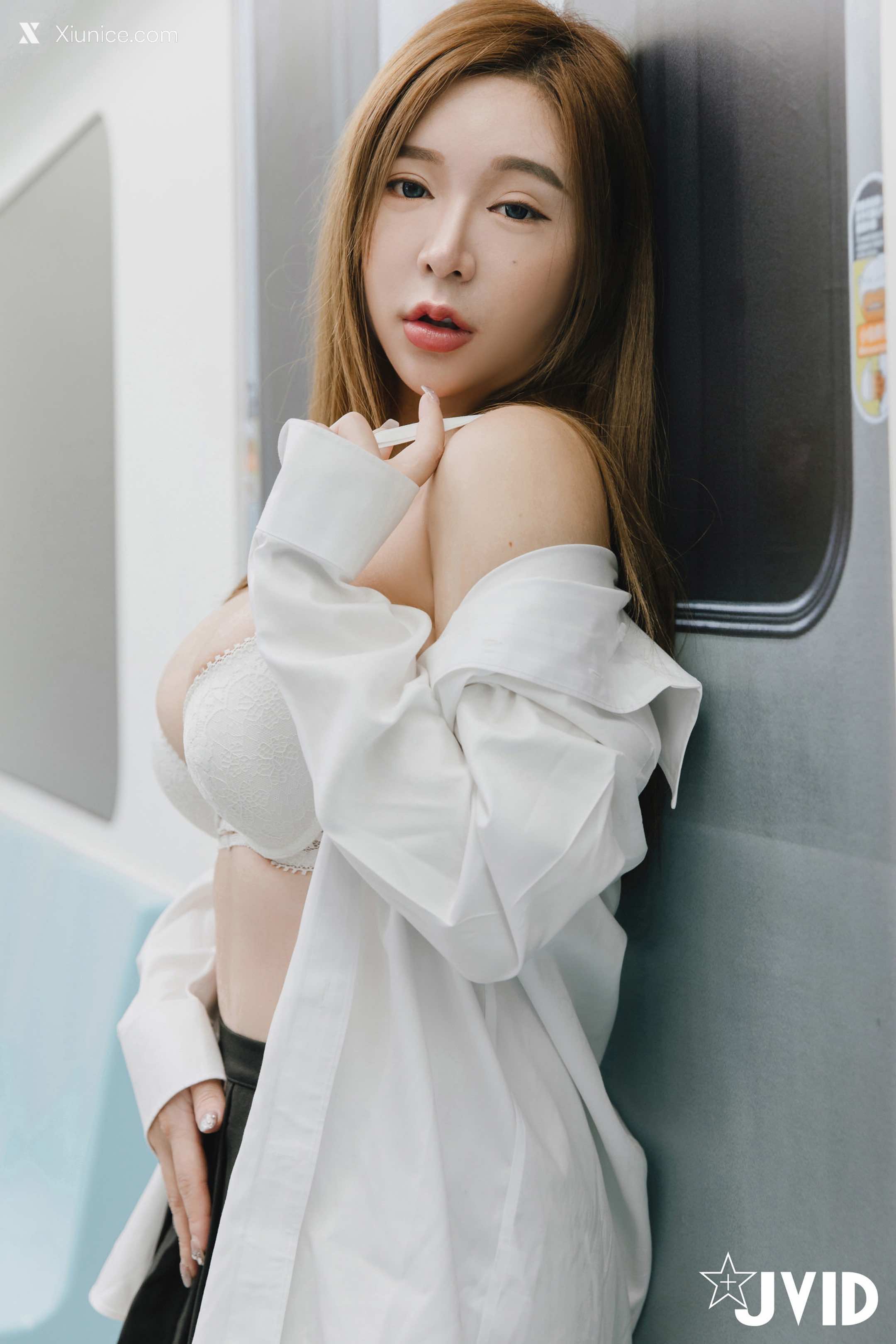 JVID – 本壘奈 – 捷運巧遇爆乳學生妹本壘奈 第75张