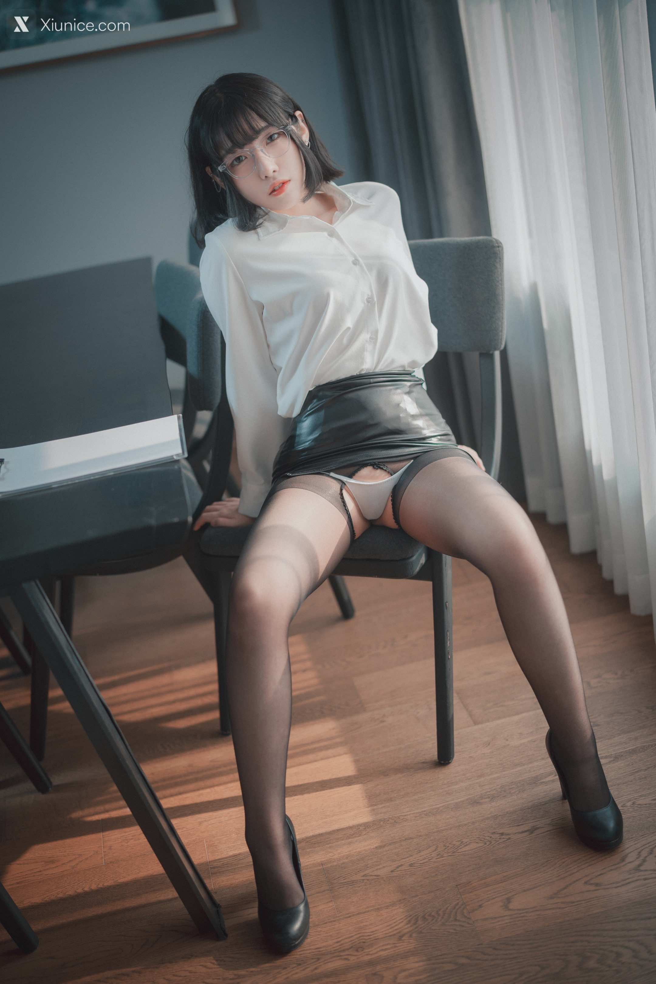 DJAWA Photo – Sonson (손손) – “Need Your Approval” 第14张