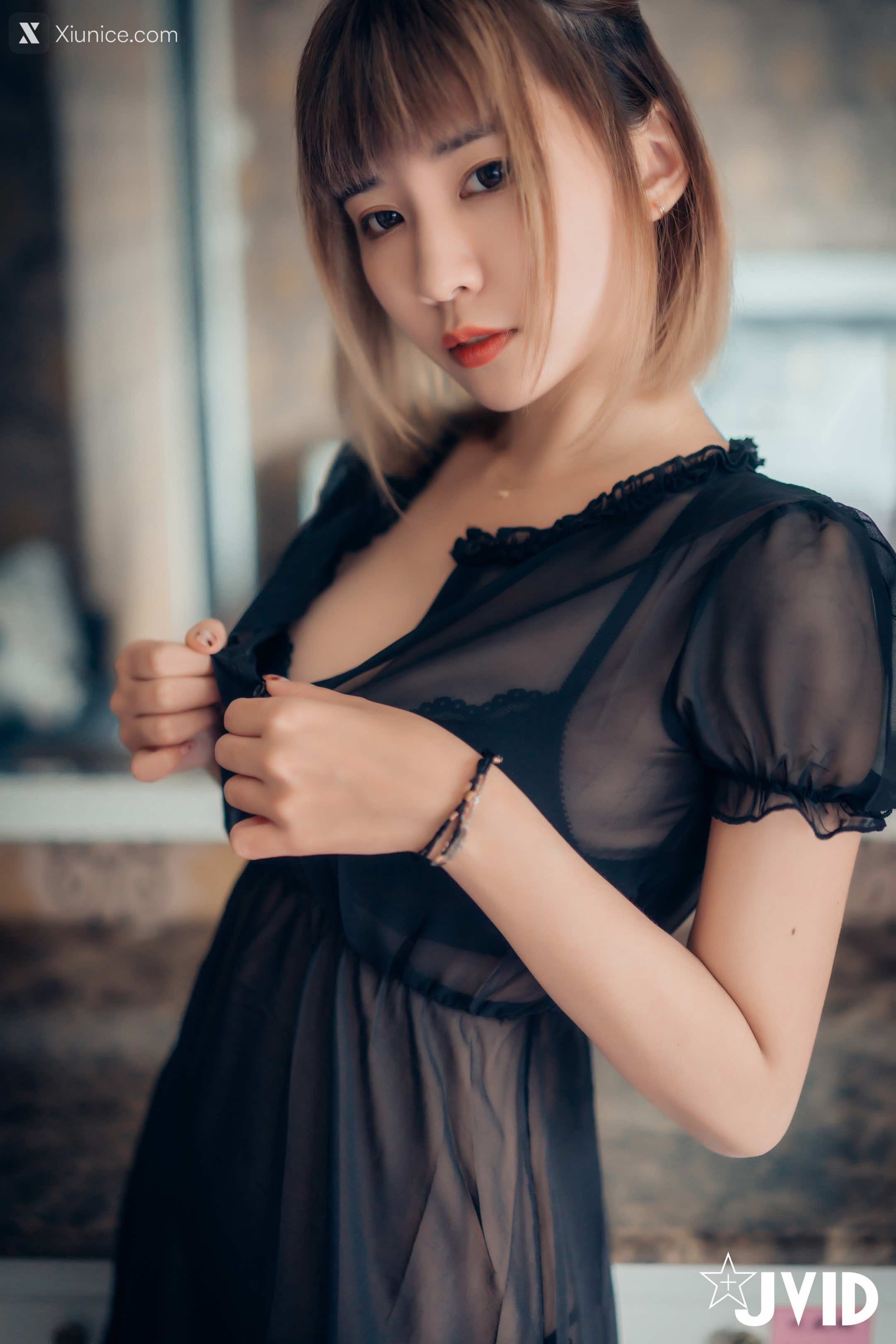 JVID – 果寶寶 – 與巨乳女友果寶寶開房間的全裸無碼寫真 第94张