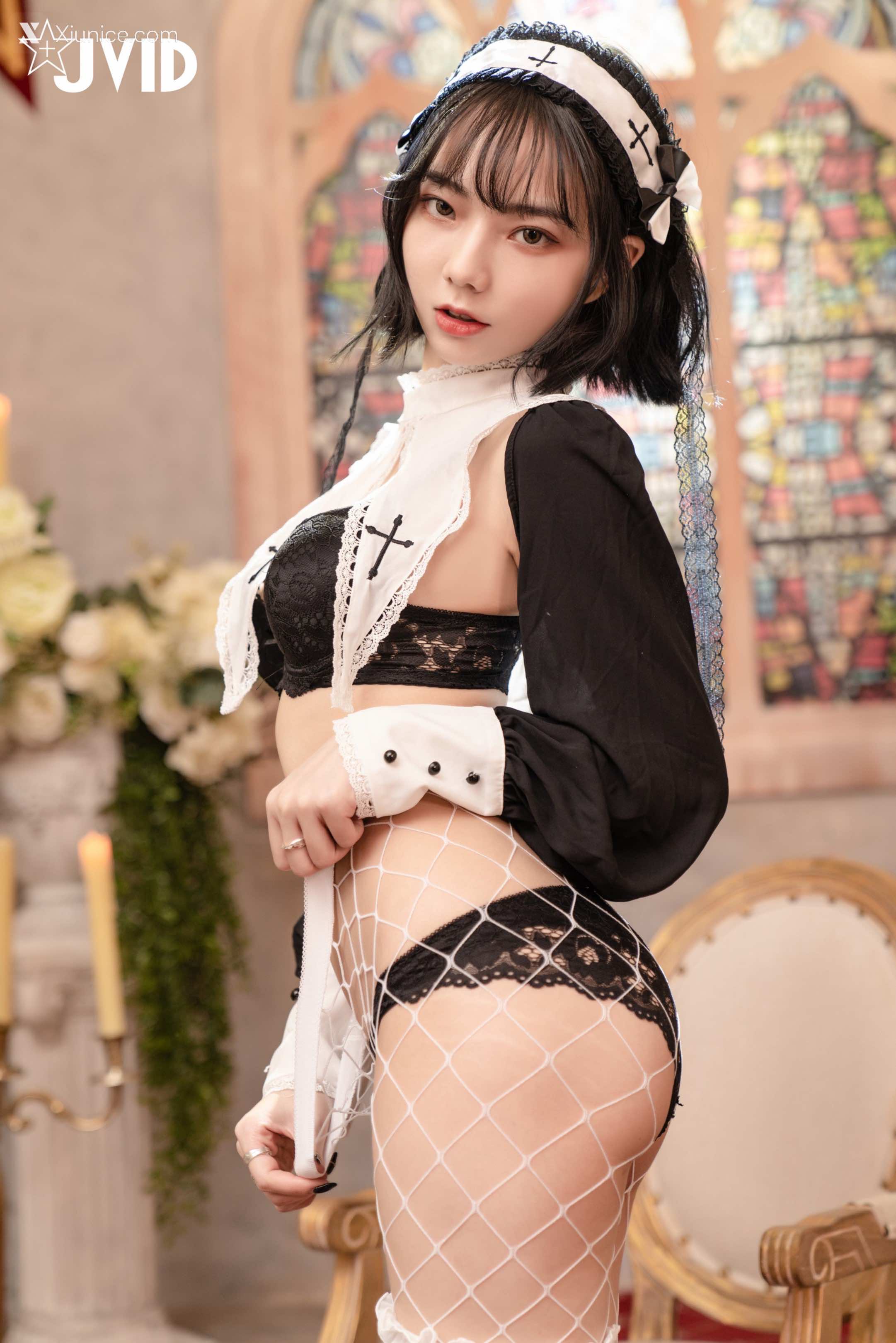 JVID – 啾啾 – 甜美小修女啾啾深夜獨自在禮堂釋放人的慾望 第62张