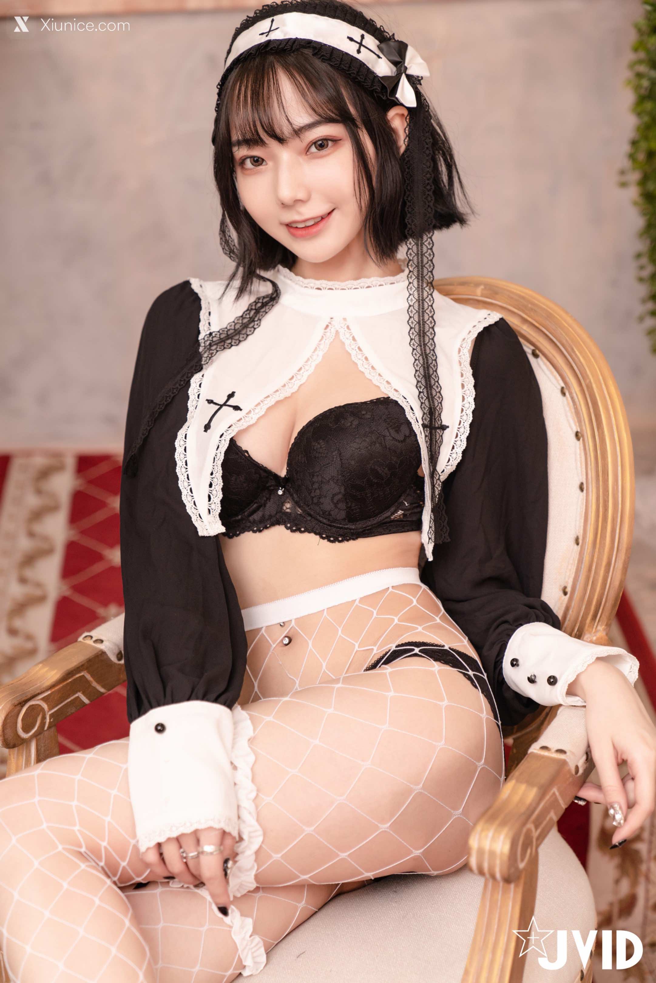 JVID – 啾啾 – 甜美小修女啾啾深夜獨自在禮堂釋放人的慾望 第88张