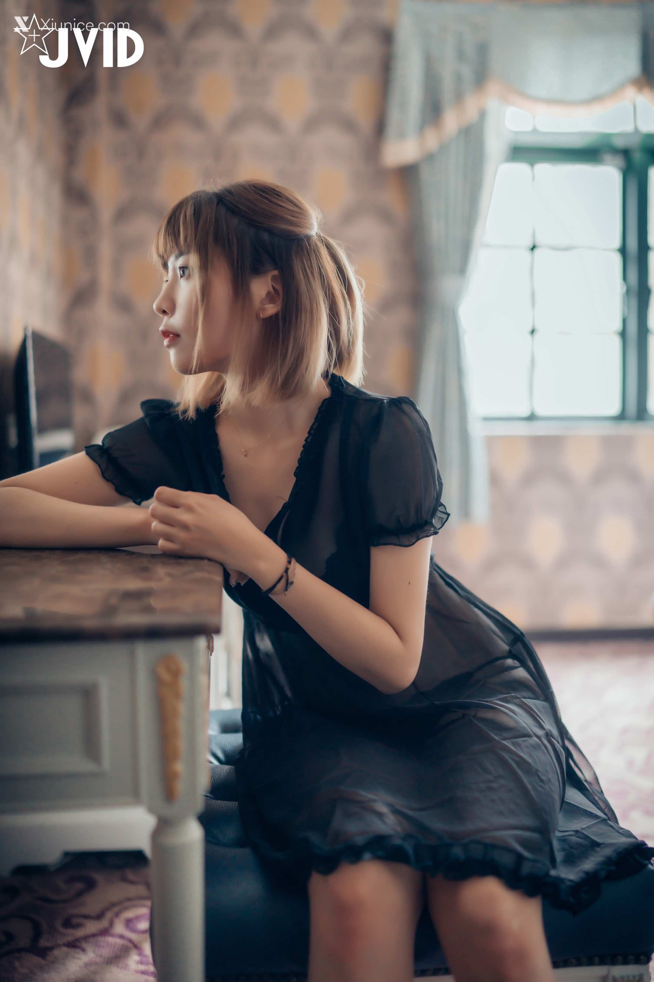 JVID – 果寶寶 – 與巨乳女友果寶寶開房間的全裸無碼寫真 第28张