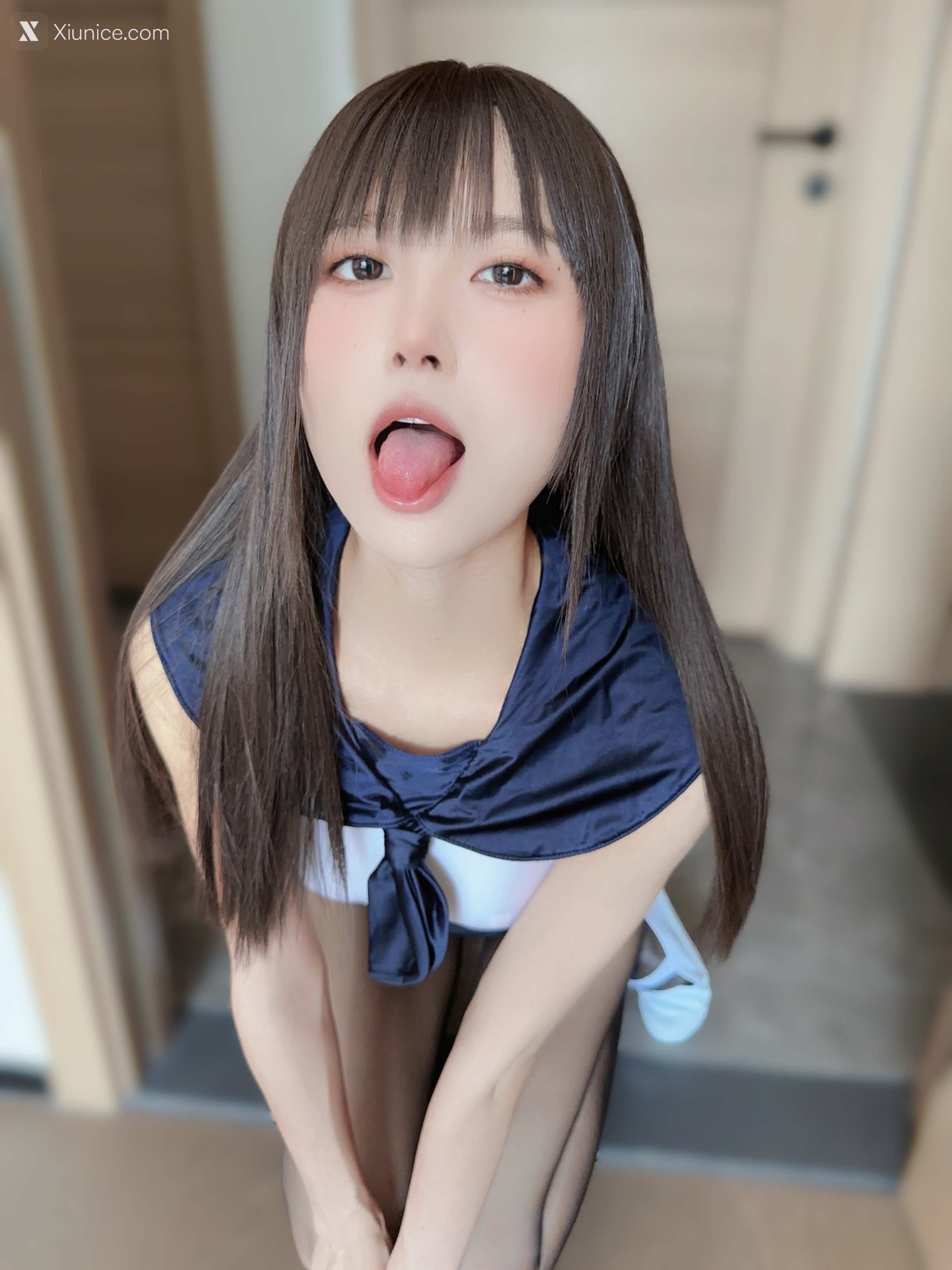Coser@布丁大法 (Pudding Dafa) 无内黑丝蜜臀美腿 第2张