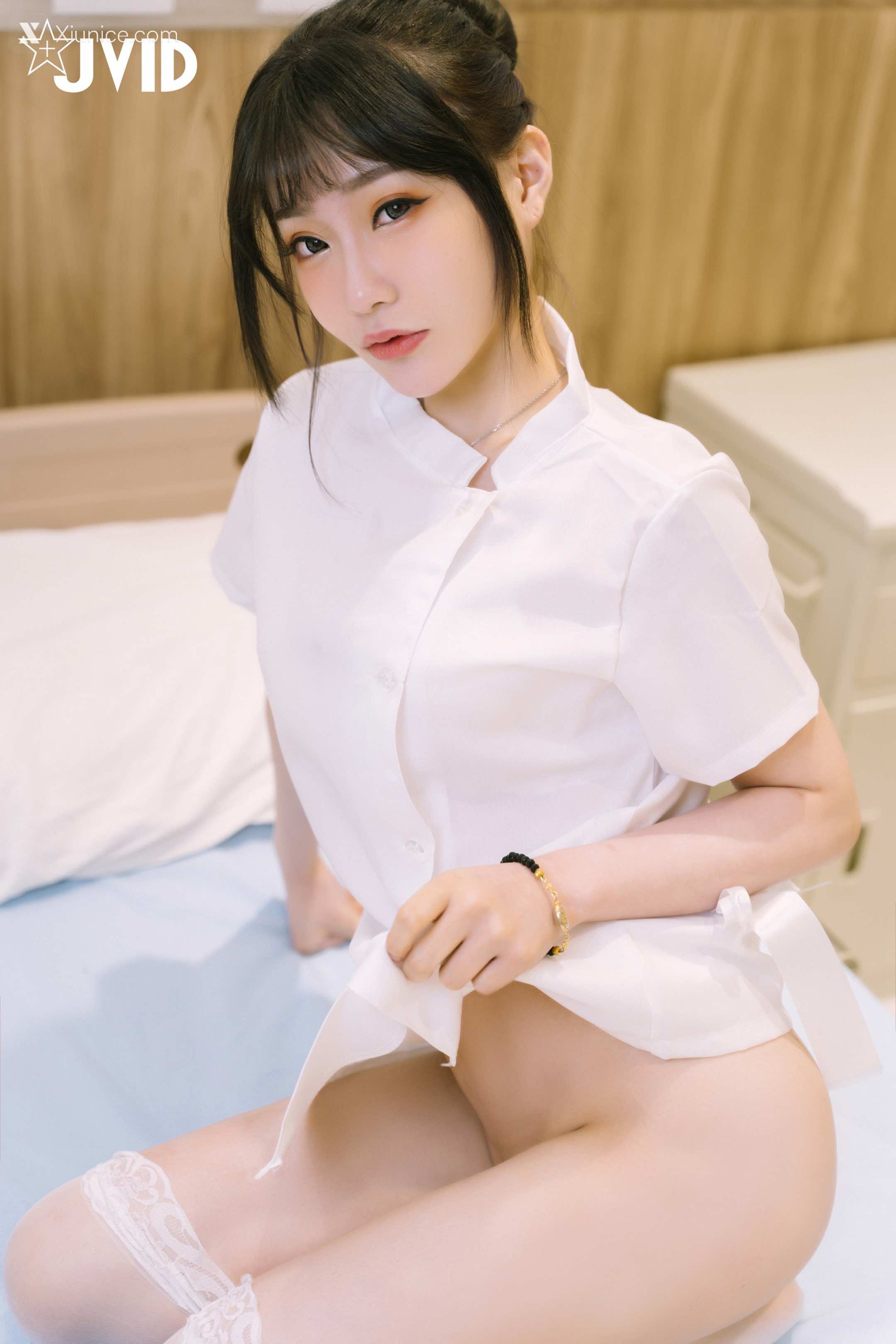 JVID – 璃奈醬 – 性感俏護士 撼動你的大雞巴 第24张