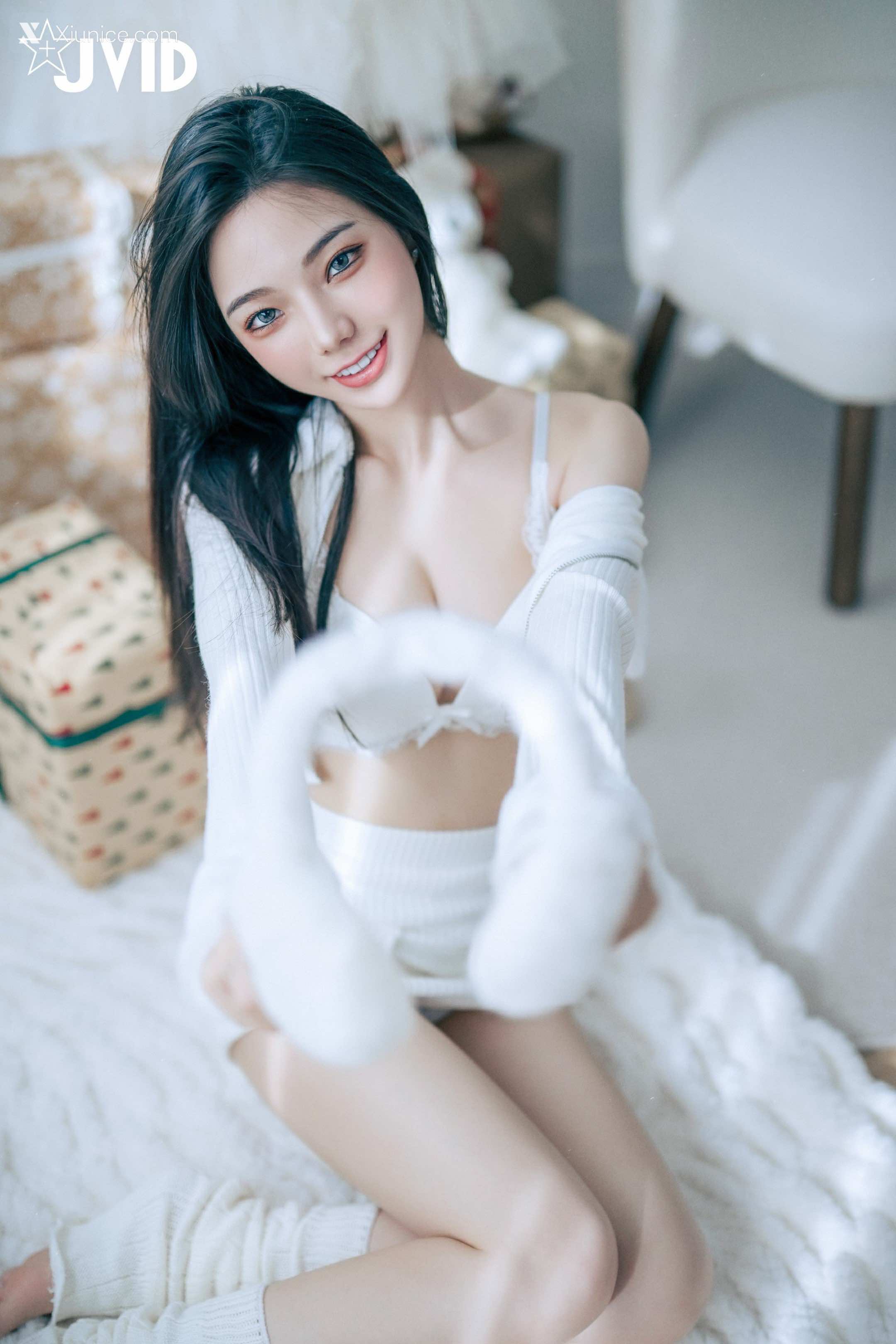 JVID – 啾啾 – 純白性感小公主啾啾降臨 第186张
