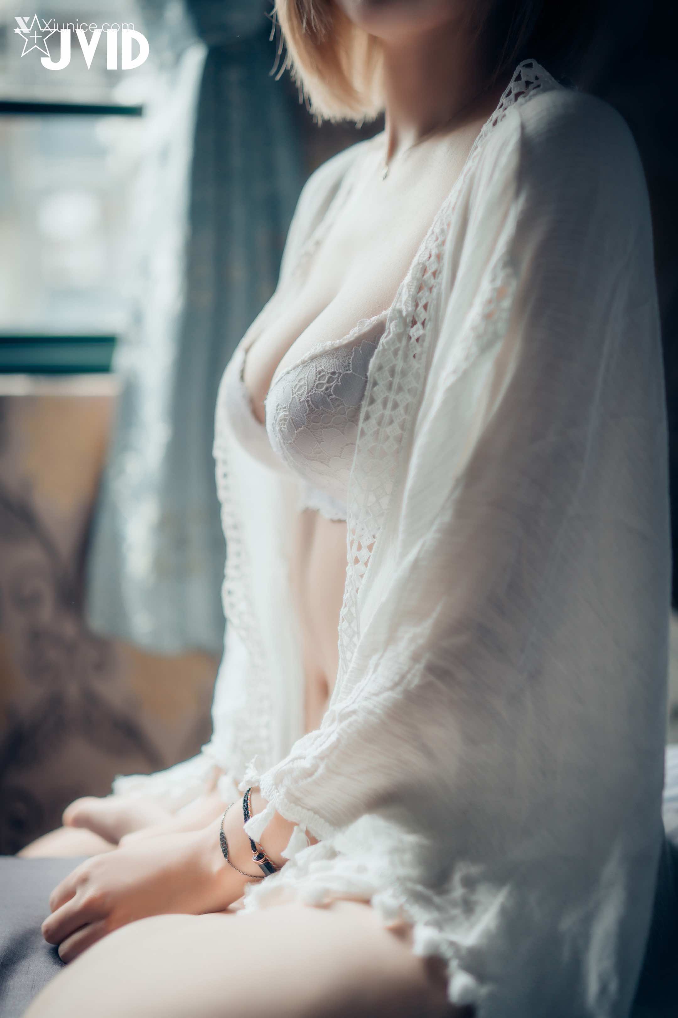 JVID – 果寶寶 – 與巨乳女友果寶寶開房間的全裸無碼寫真 第7张